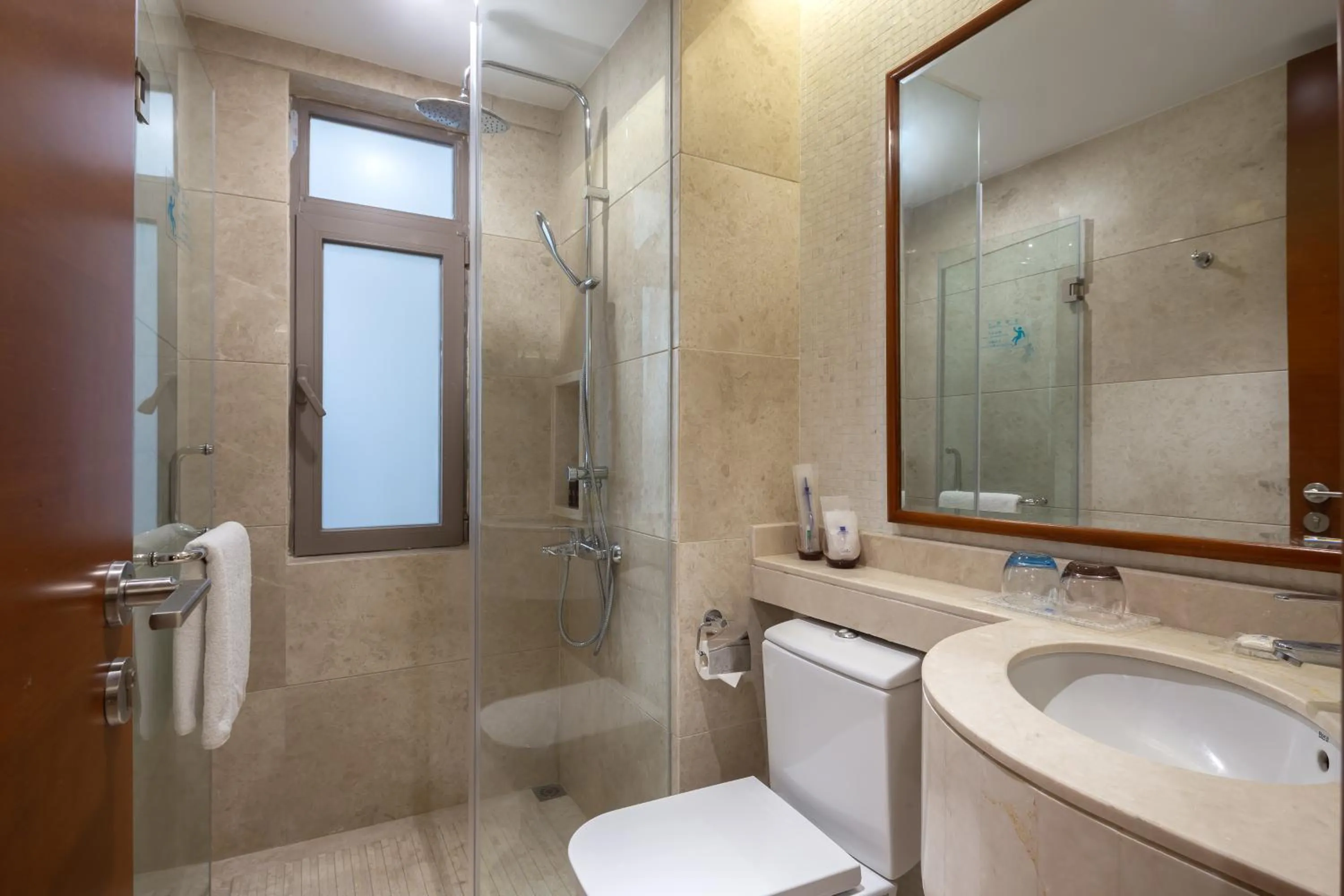 Bathroom in Sanya Seacube Holiday Hotel