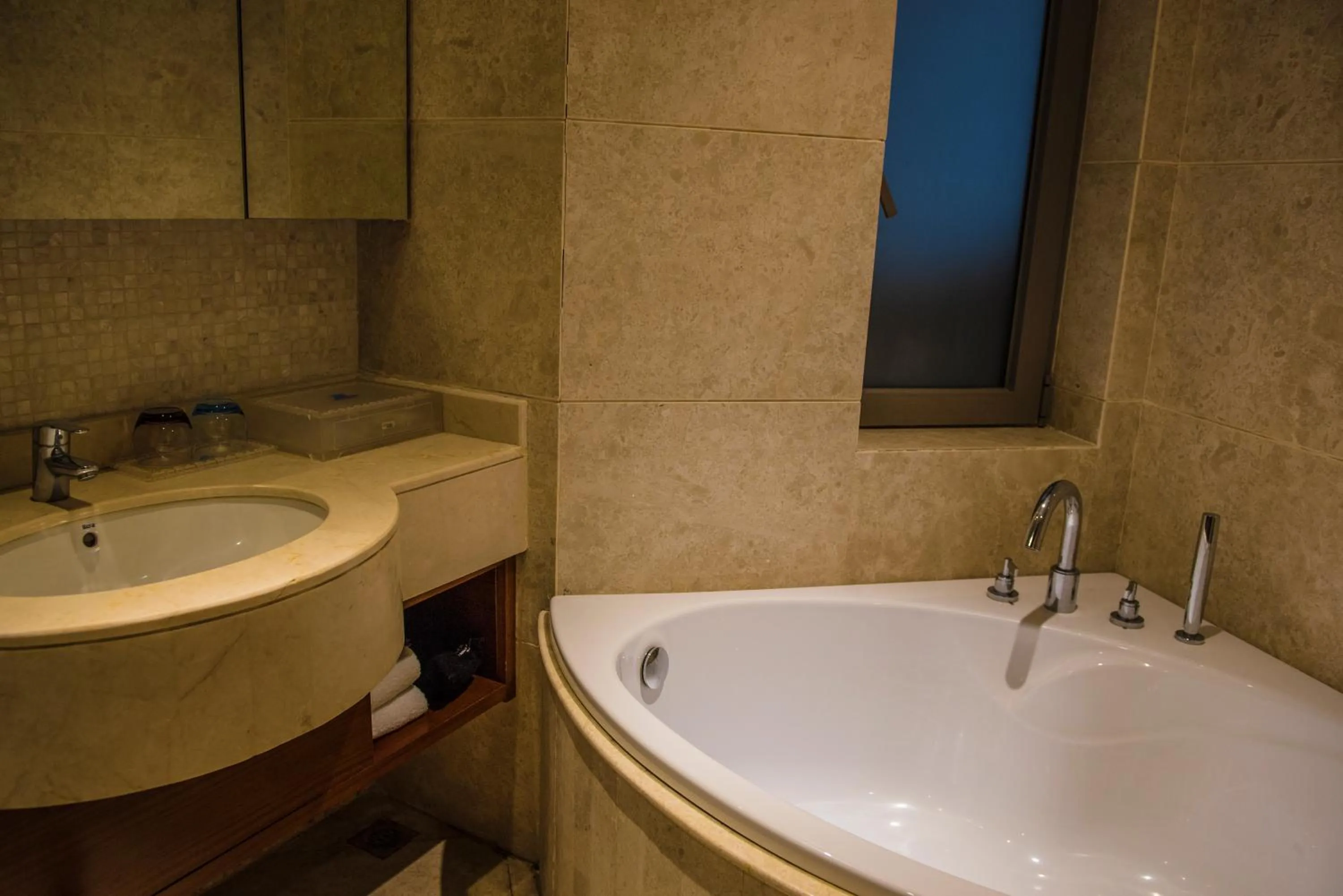 Toilet in Sanya Seacube Holiday Hotel