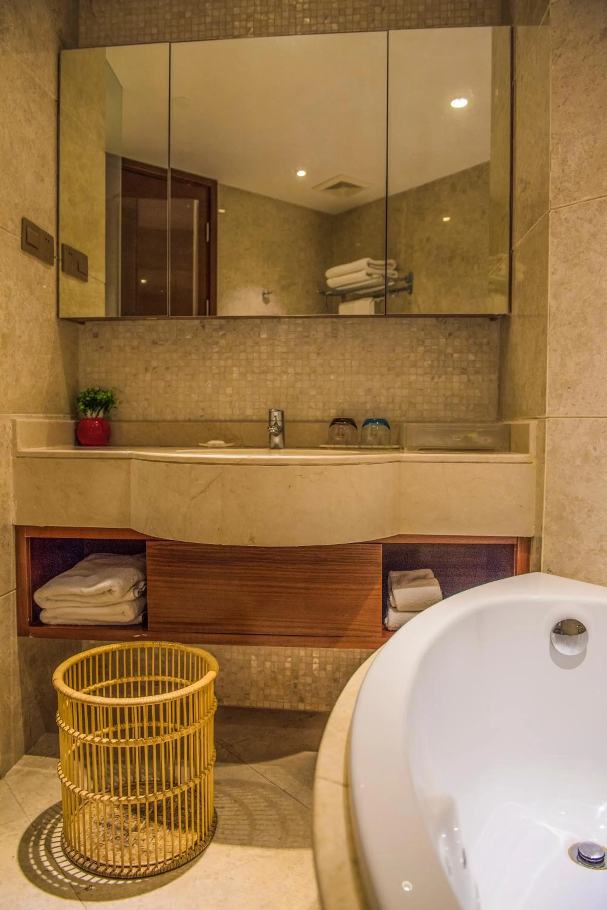 Toilet in Sanya Seacube Holiday Hotel