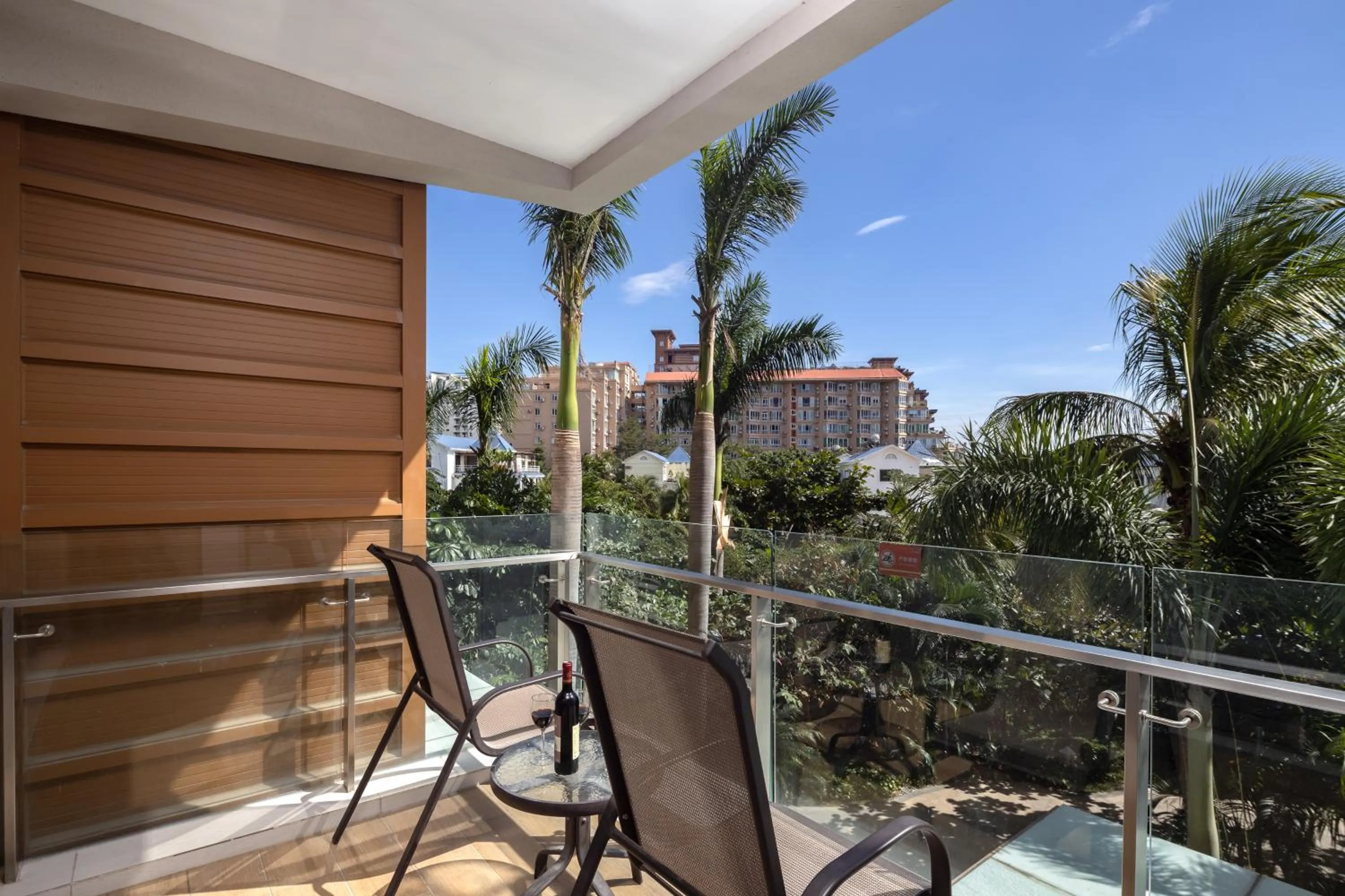 Balcony/Terrace in Sanya Seacube Holiday Hotel