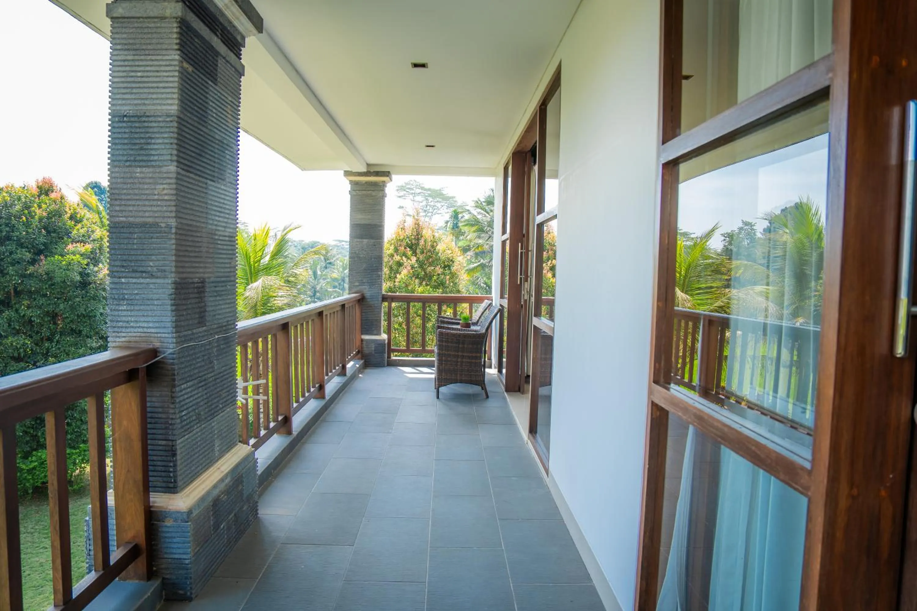Balcony/Terrace in Meng Bengil Villa