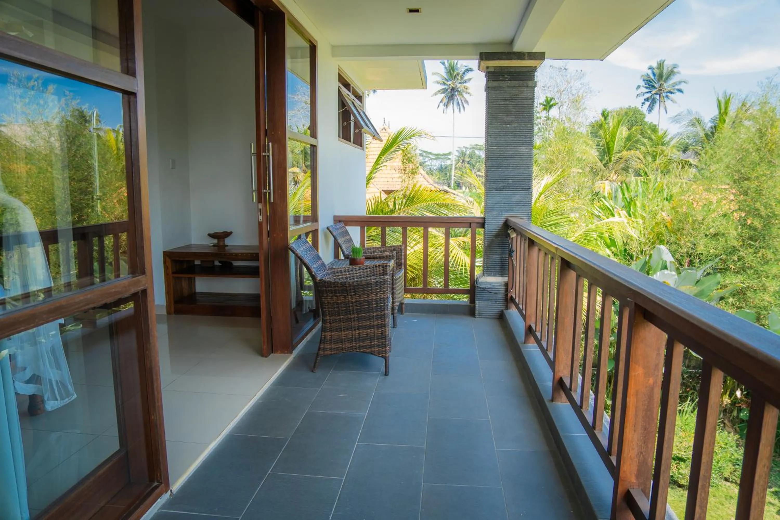 Balcony/Terrace in Meng Bengil Villa