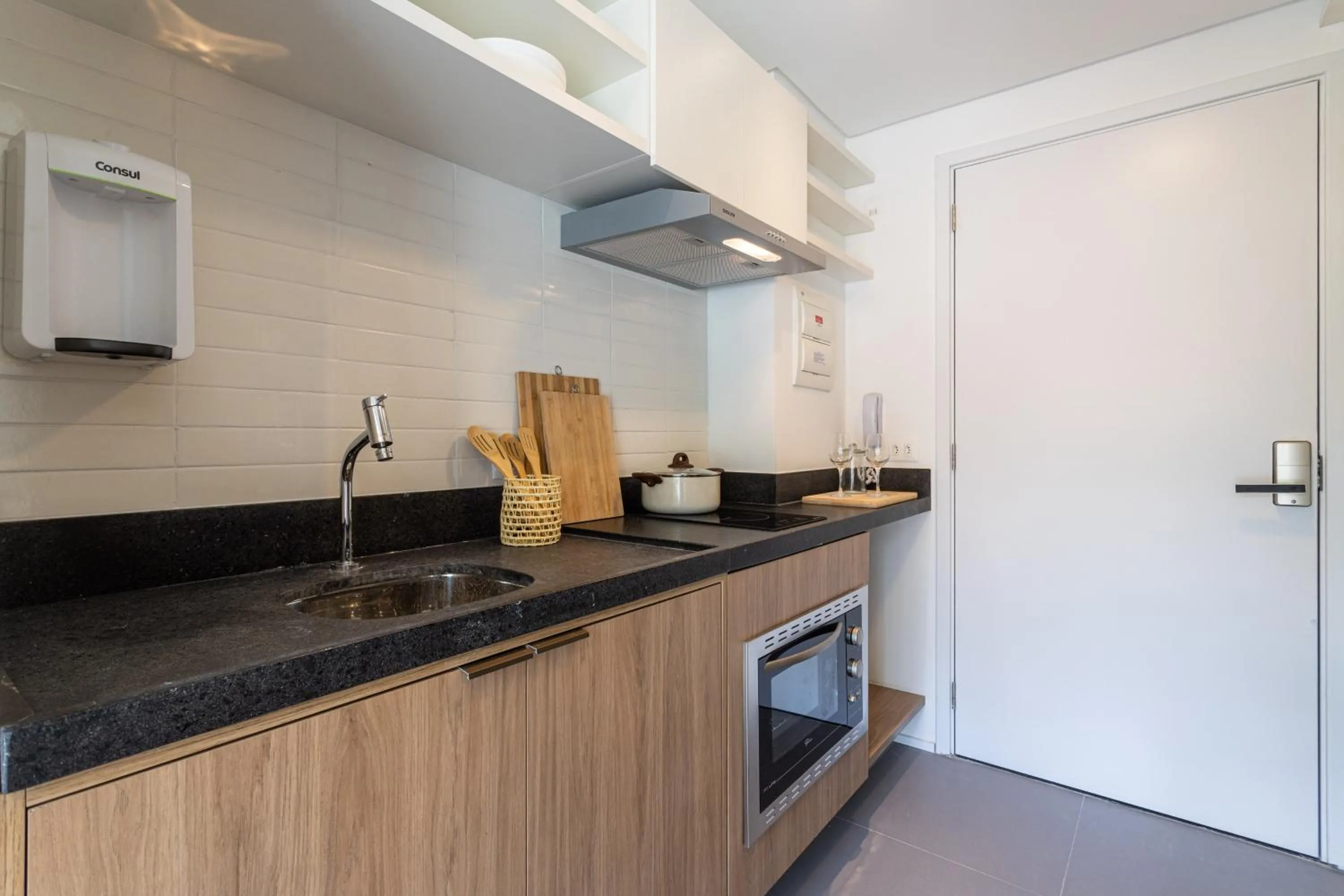 Kitchen or kitchenette in Charlie Onze22 Vila Madalena