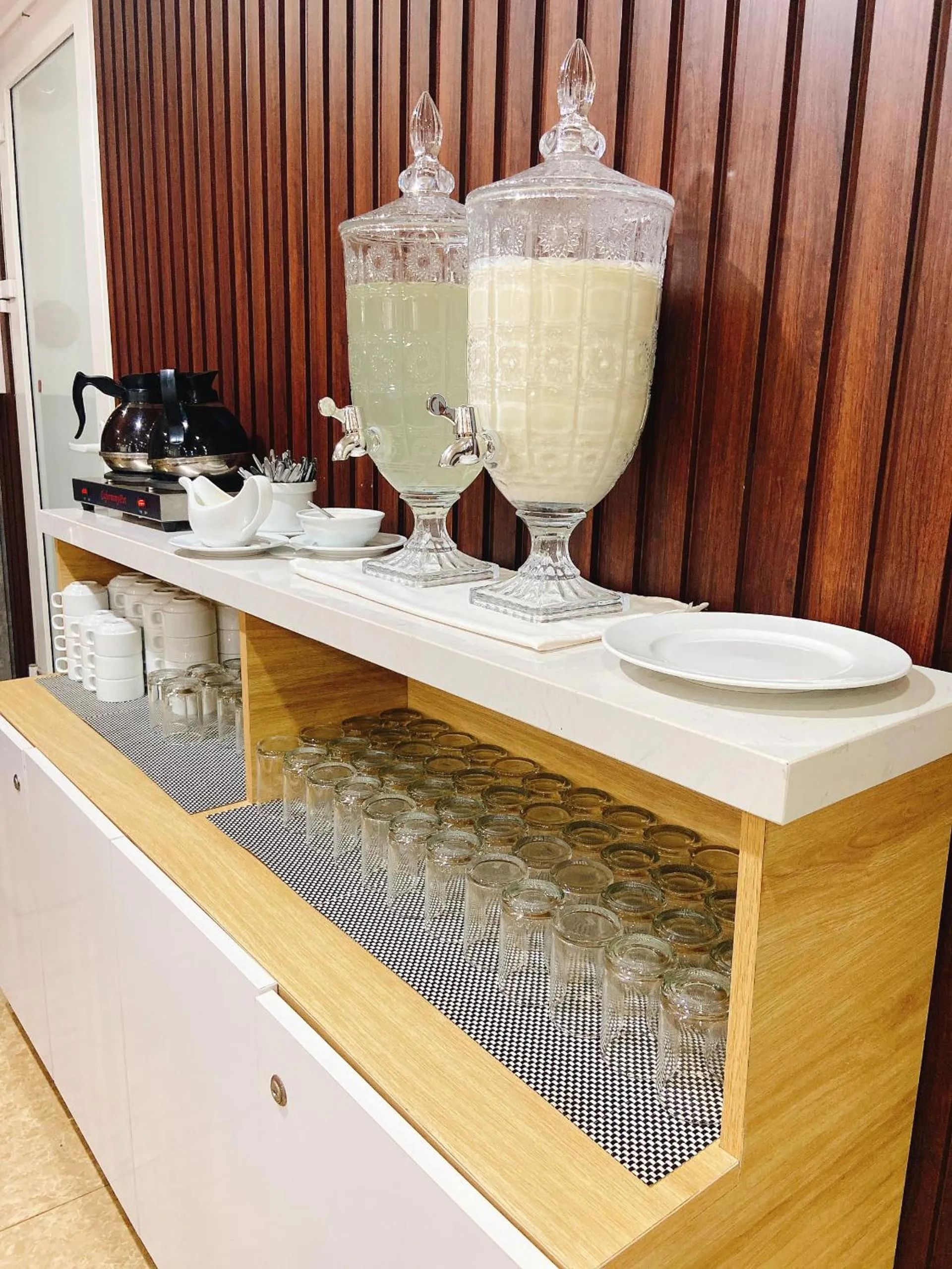 Breakfast in Valencia Da Nang Beach Hotel