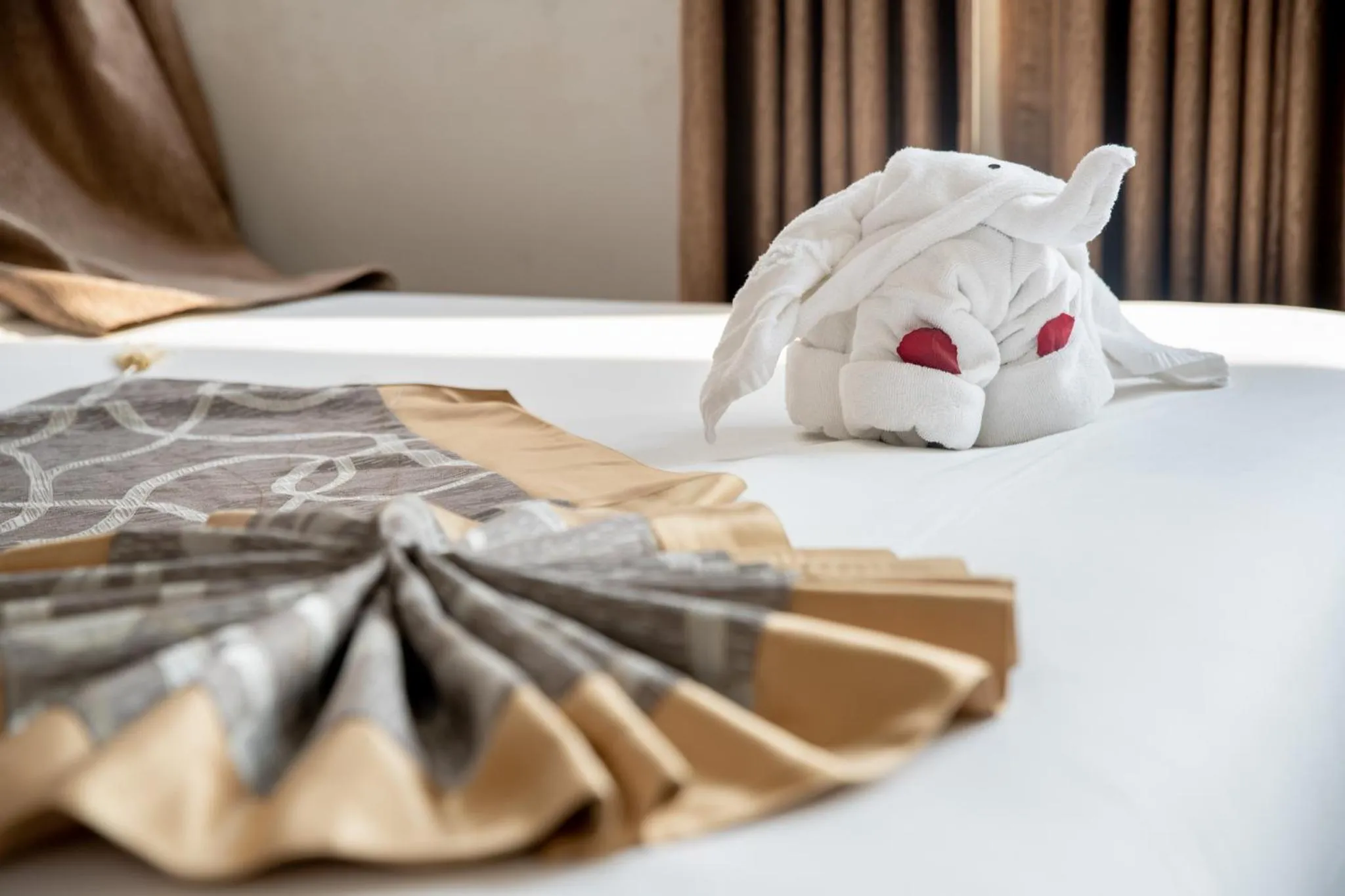 Bed in Valencia Da Nang Beach Hotel