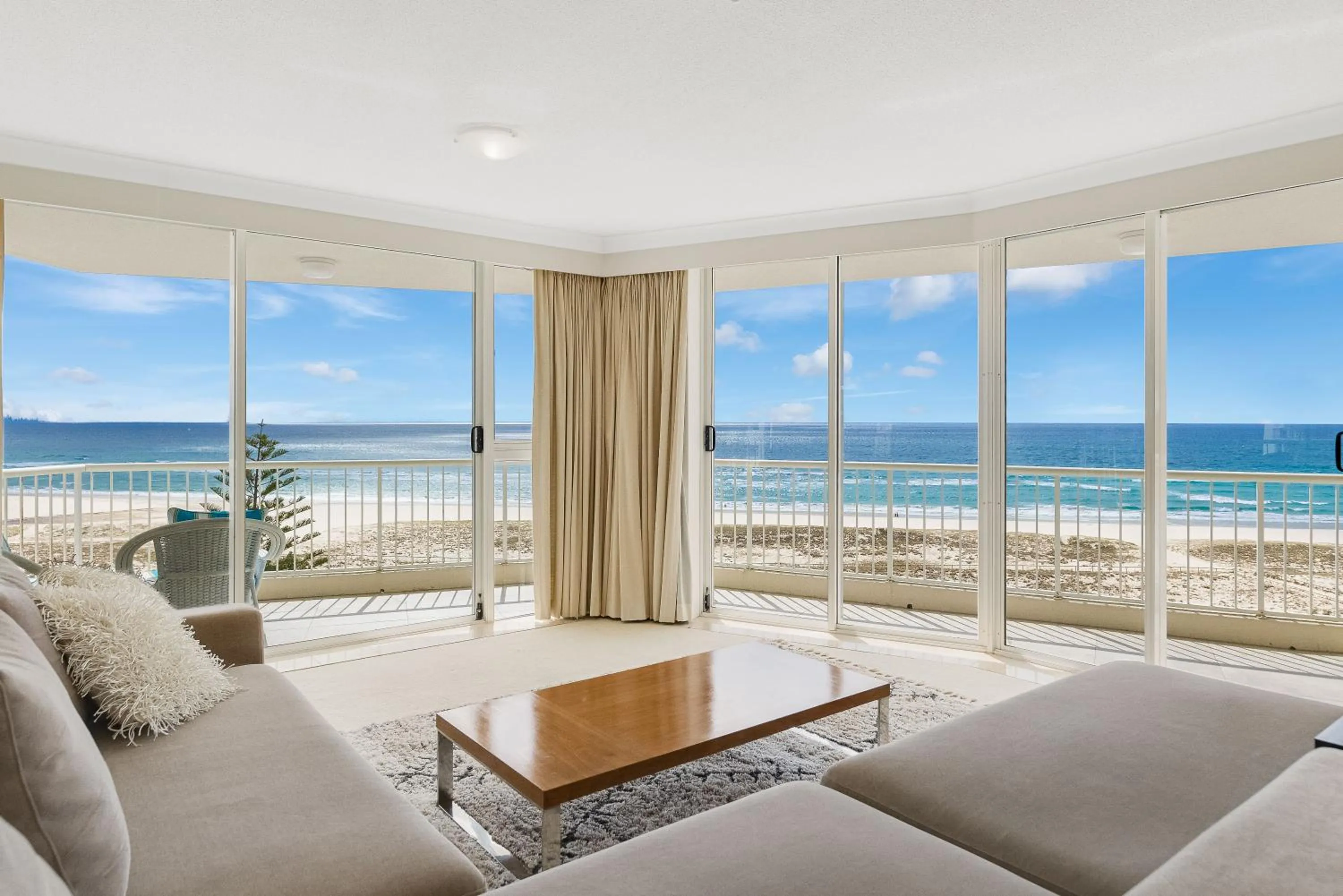 Balcony/Terrace in Meridian Tower Kirra Beach