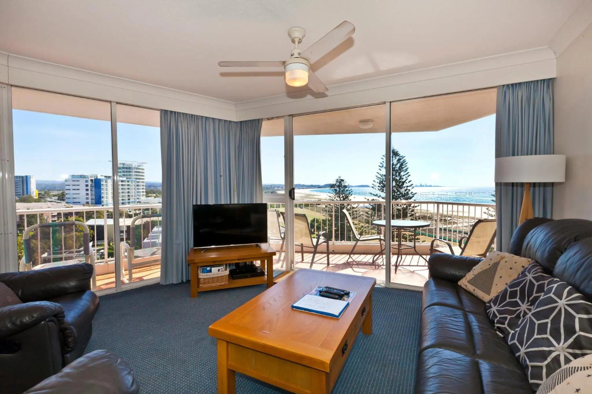 TV and multimedia in Meridian Tower Kirra Beach
