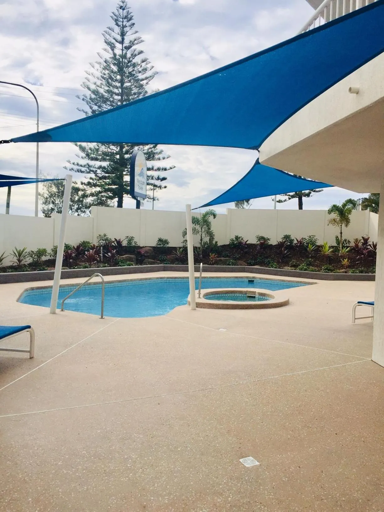 Activities in Meridian Tower Kirra Beach