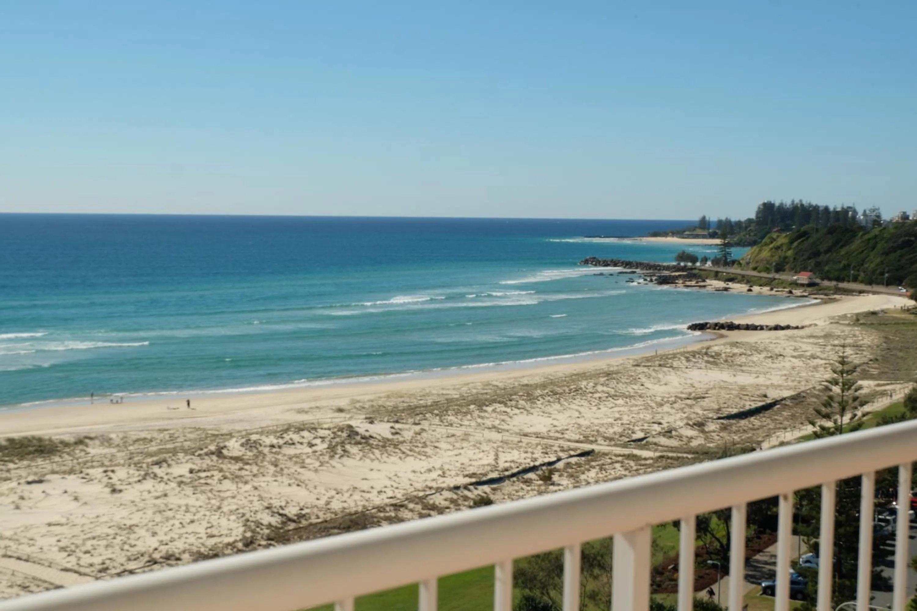Mountain view in Meridian Tower Kirra Beach