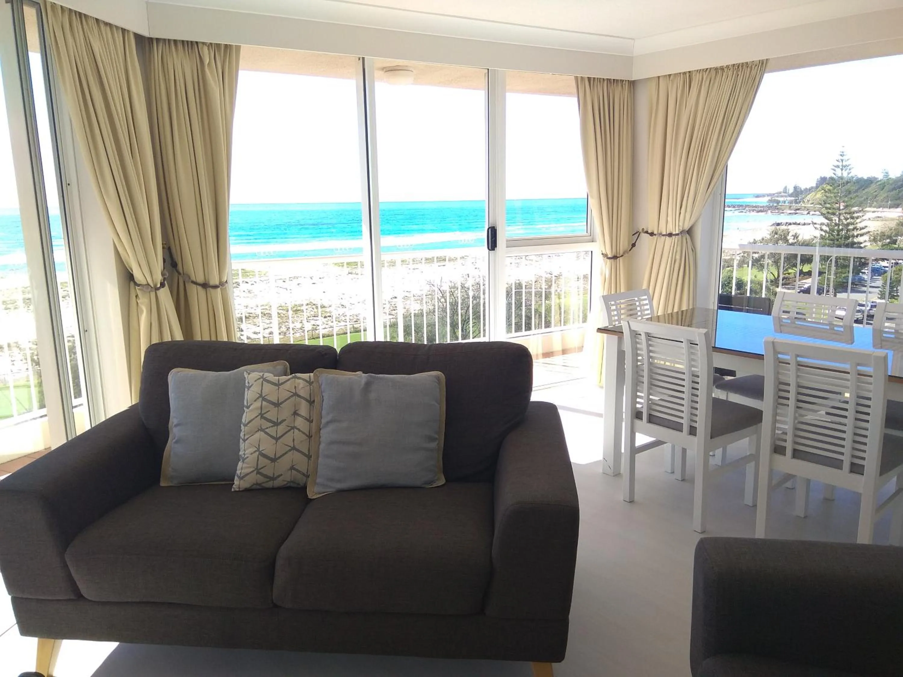 Balcony/Terrace in Meridian Tower Kirra Beach