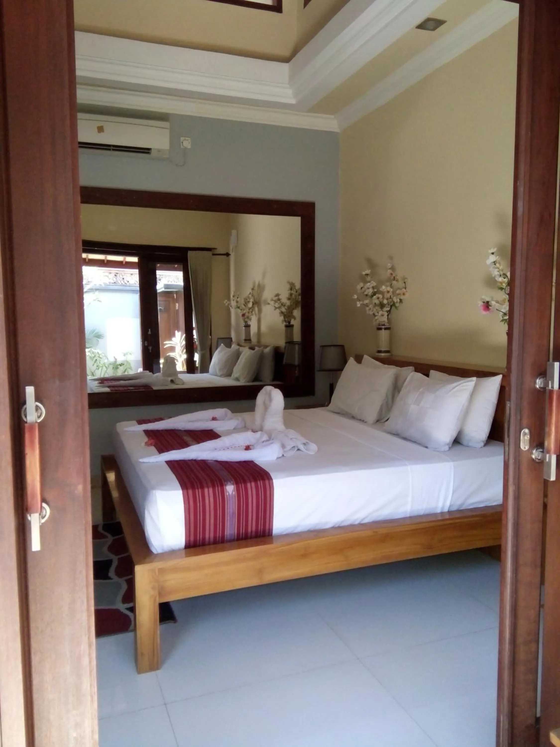 Photo of the whole room, Bed in Villa Sahabat