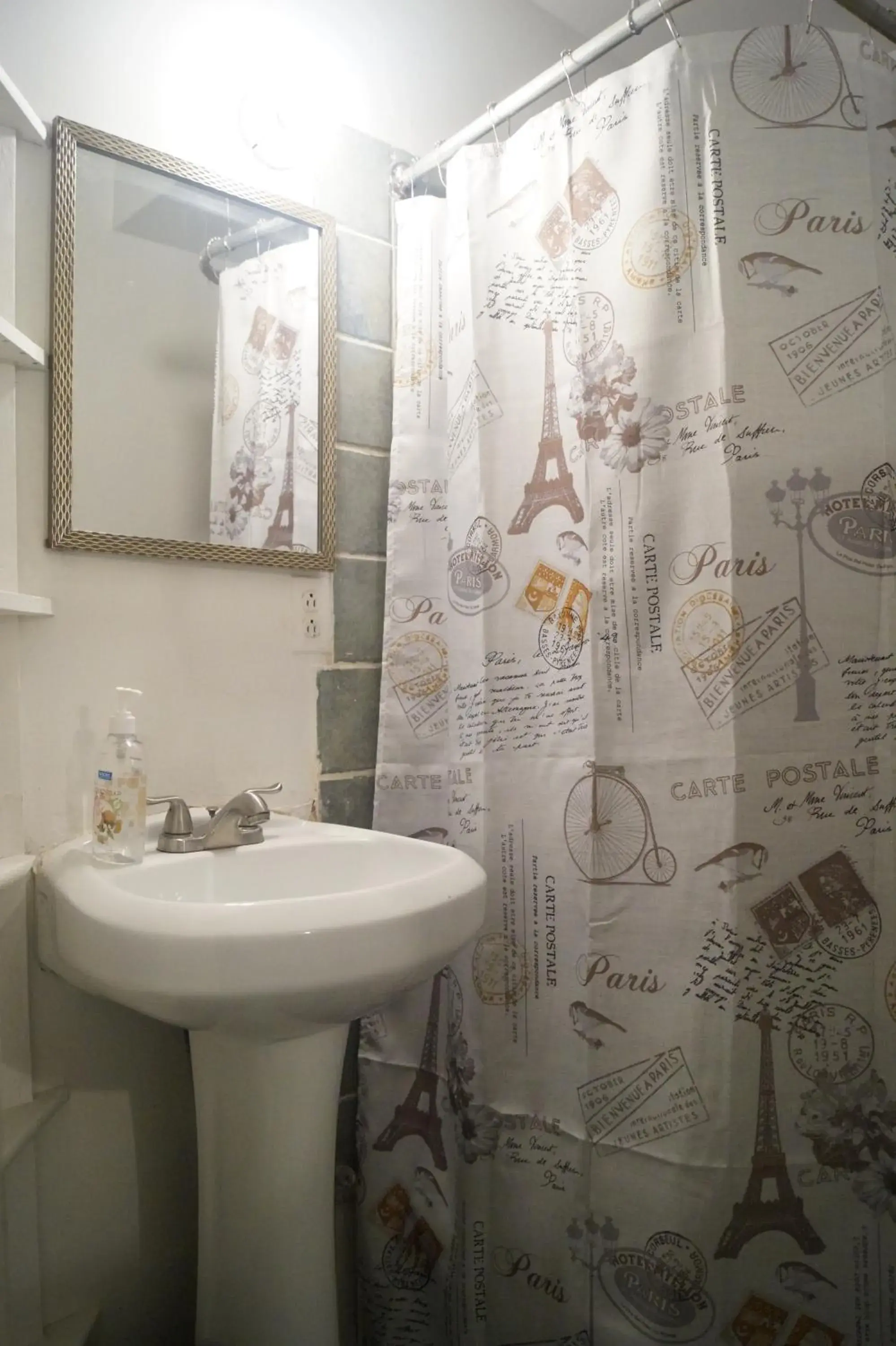 Twin Room in Macaw Guest House Twin Room in Macaw Guest House