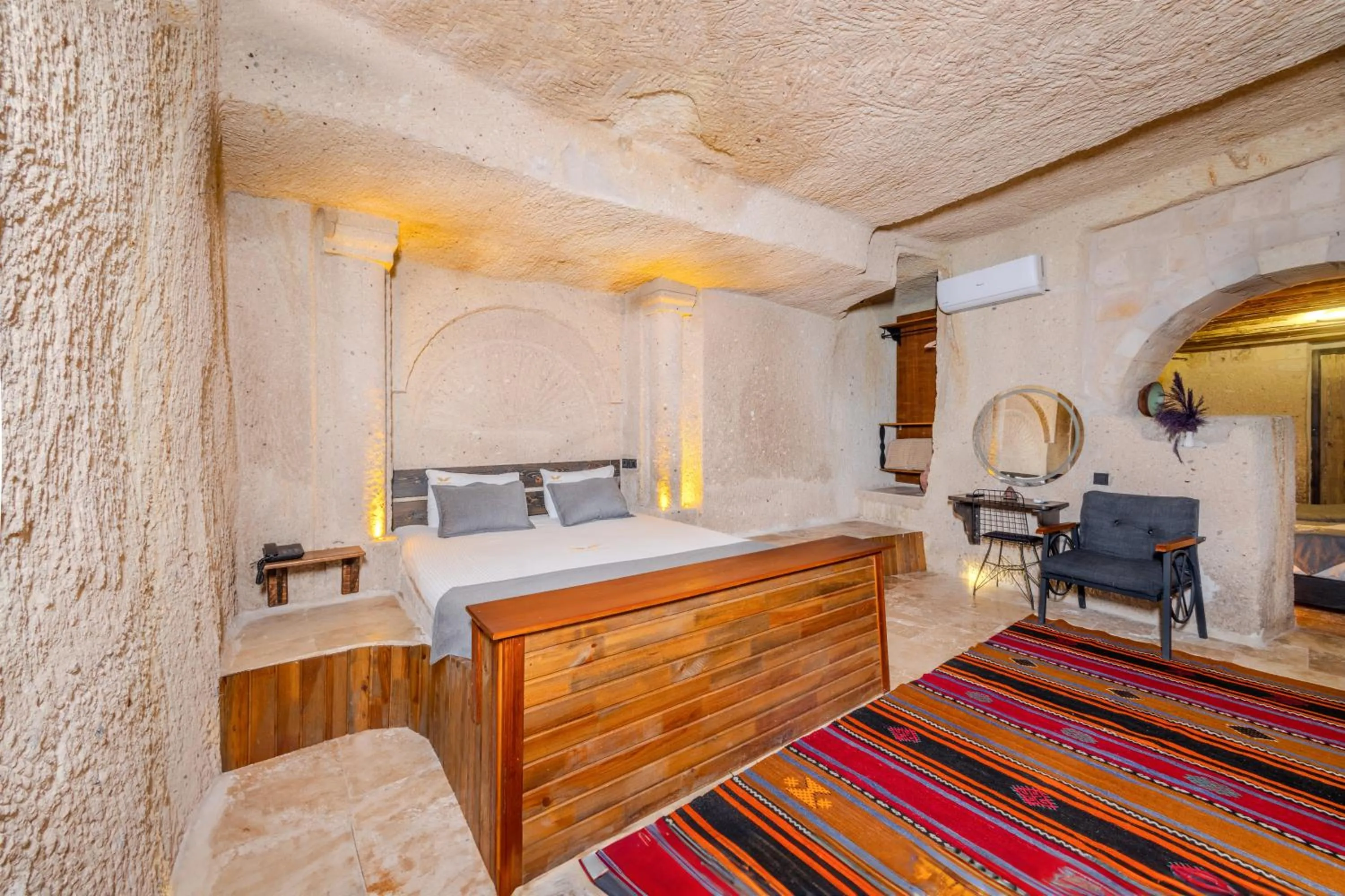 Bedroom, Bed in Angel View Suites