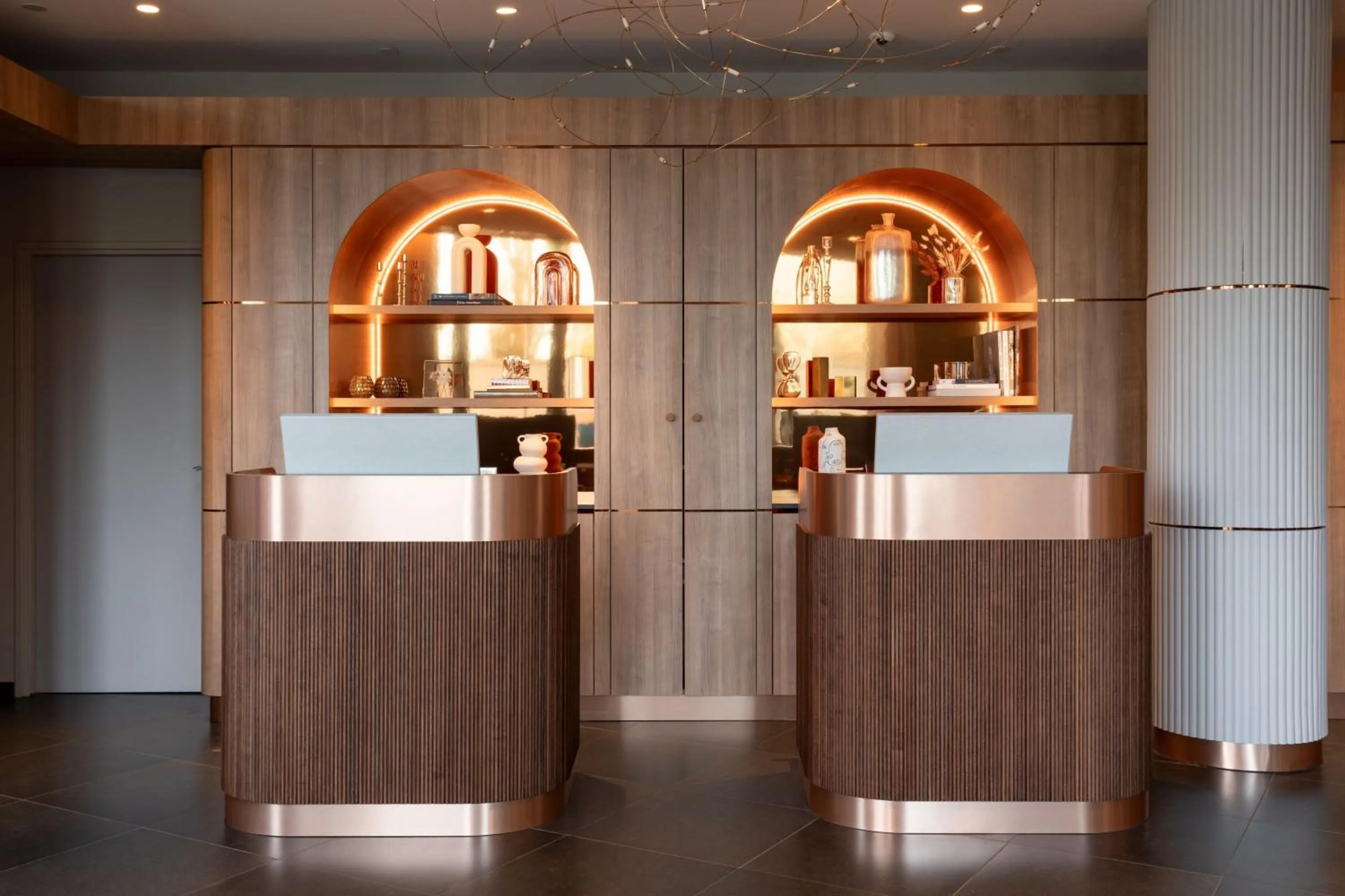 Lobby or reception in AC Hotel Paris Porte Maillot by Marriott