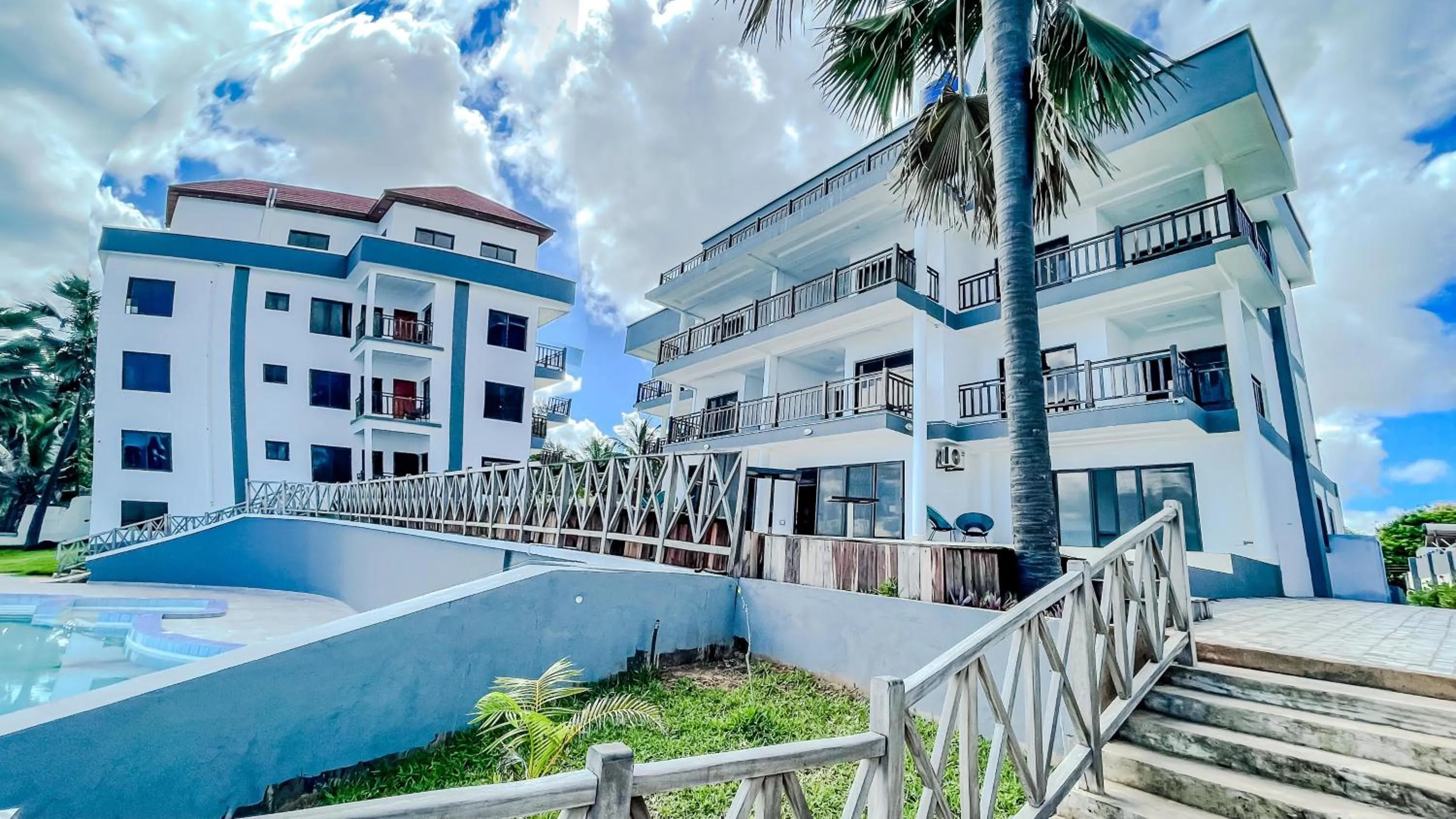 Majula Boutique Hotel