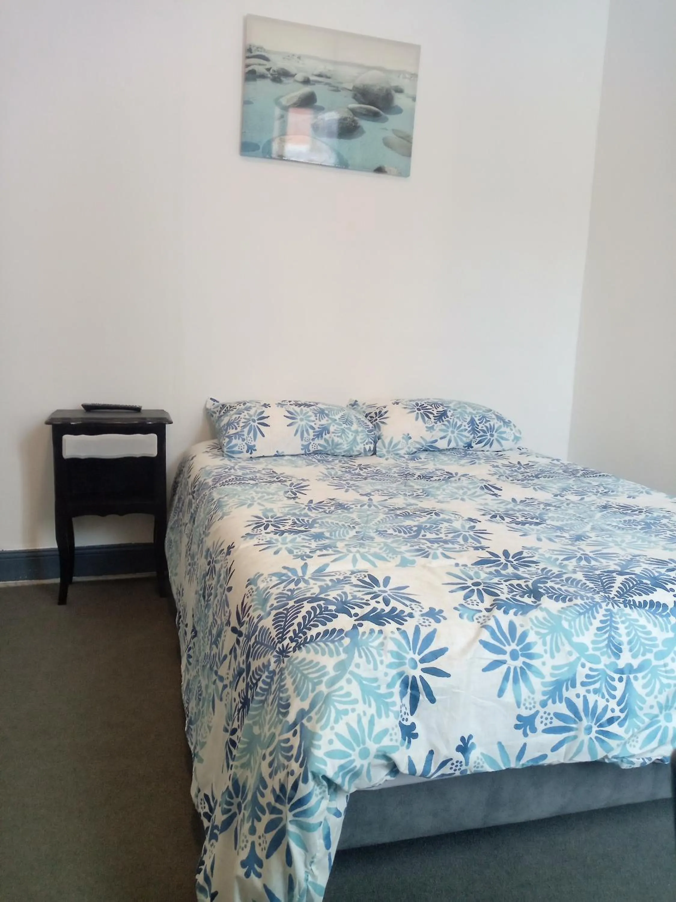 Bed in hôtel le Celtic Montluçon