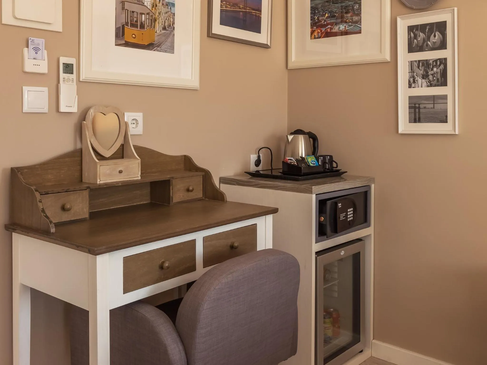 Coffee/tea facilities in Vila Garden Guesthouse