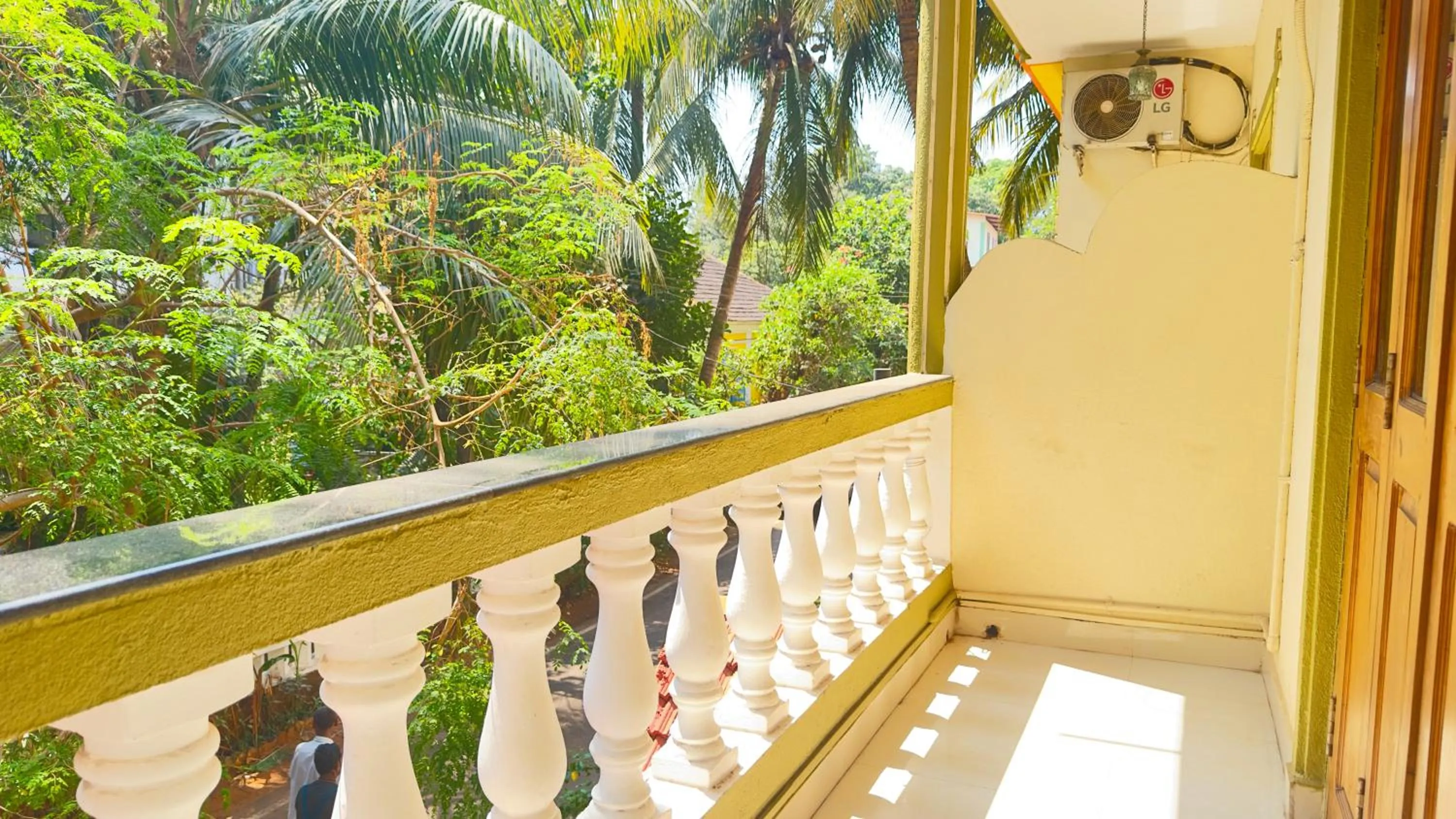 Balcony/Terrace in Hotel Leela Inn Candolim