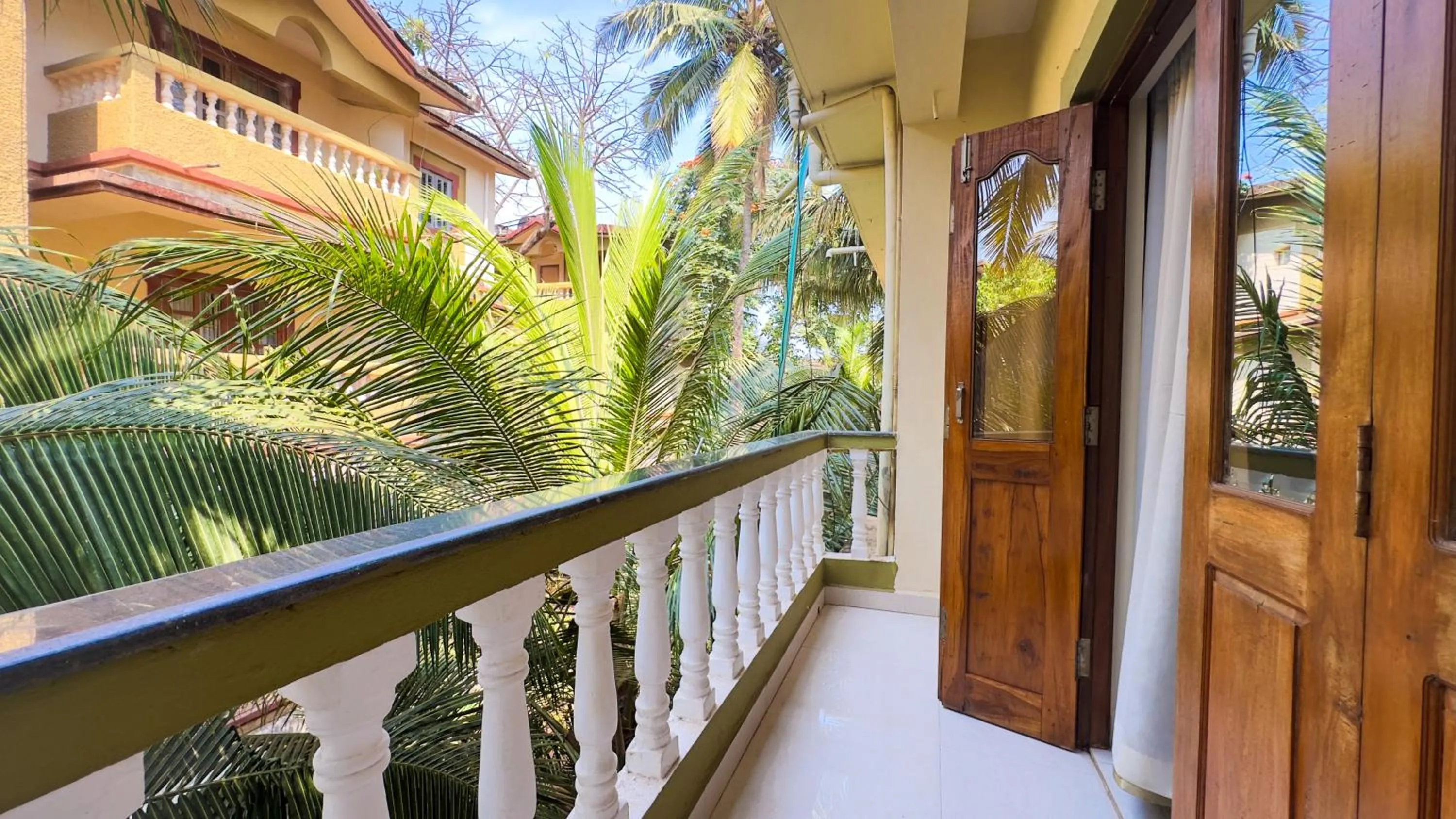 Balcony/Terrace in Hotel Leela Inn Candolim
