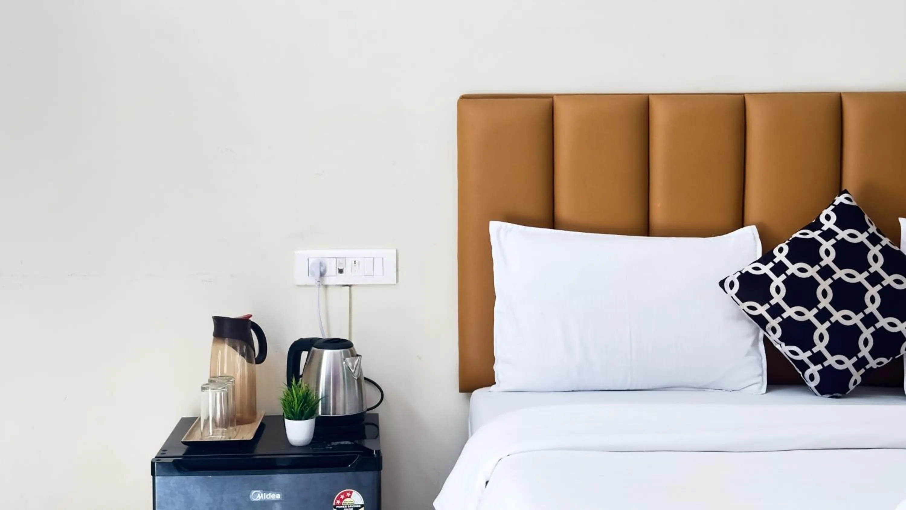 Bed in Hotel Leela Inn Candolim