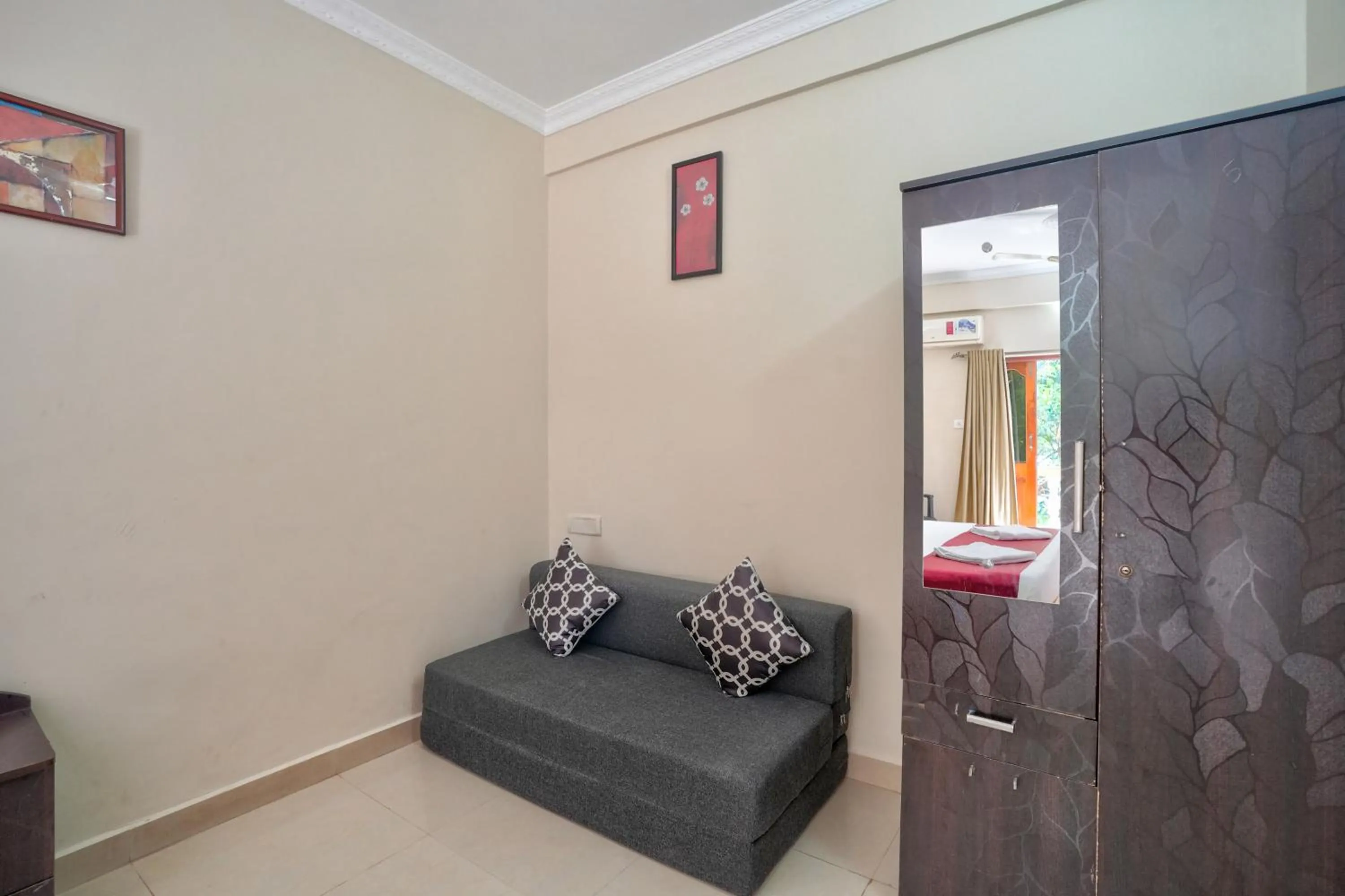 Bed in Hotel Leela Inn Candolim