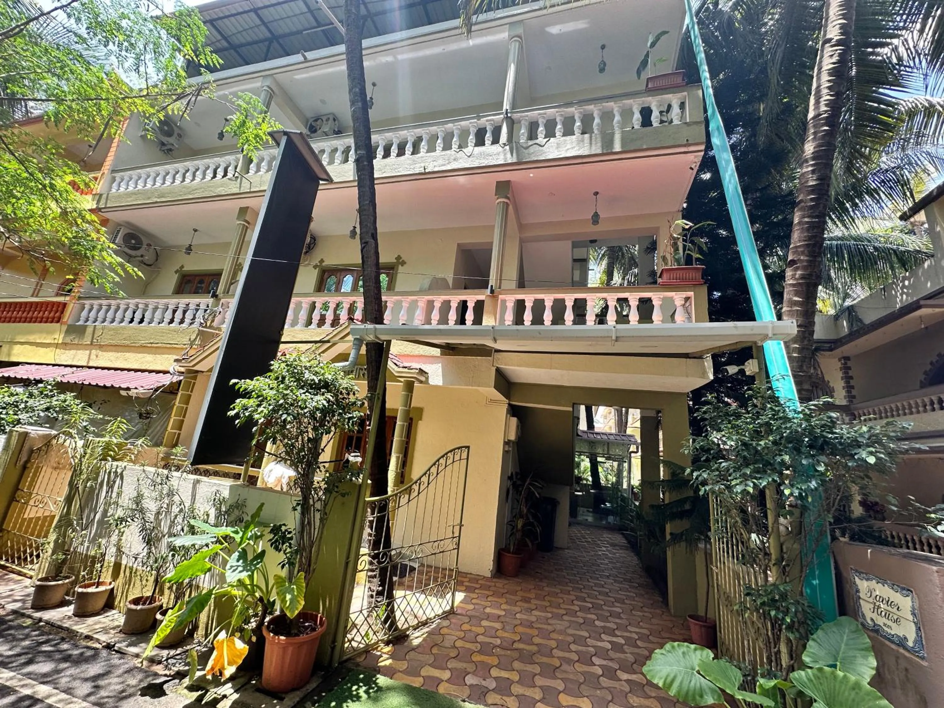 Property building in Hotel Leela Inn Candolim