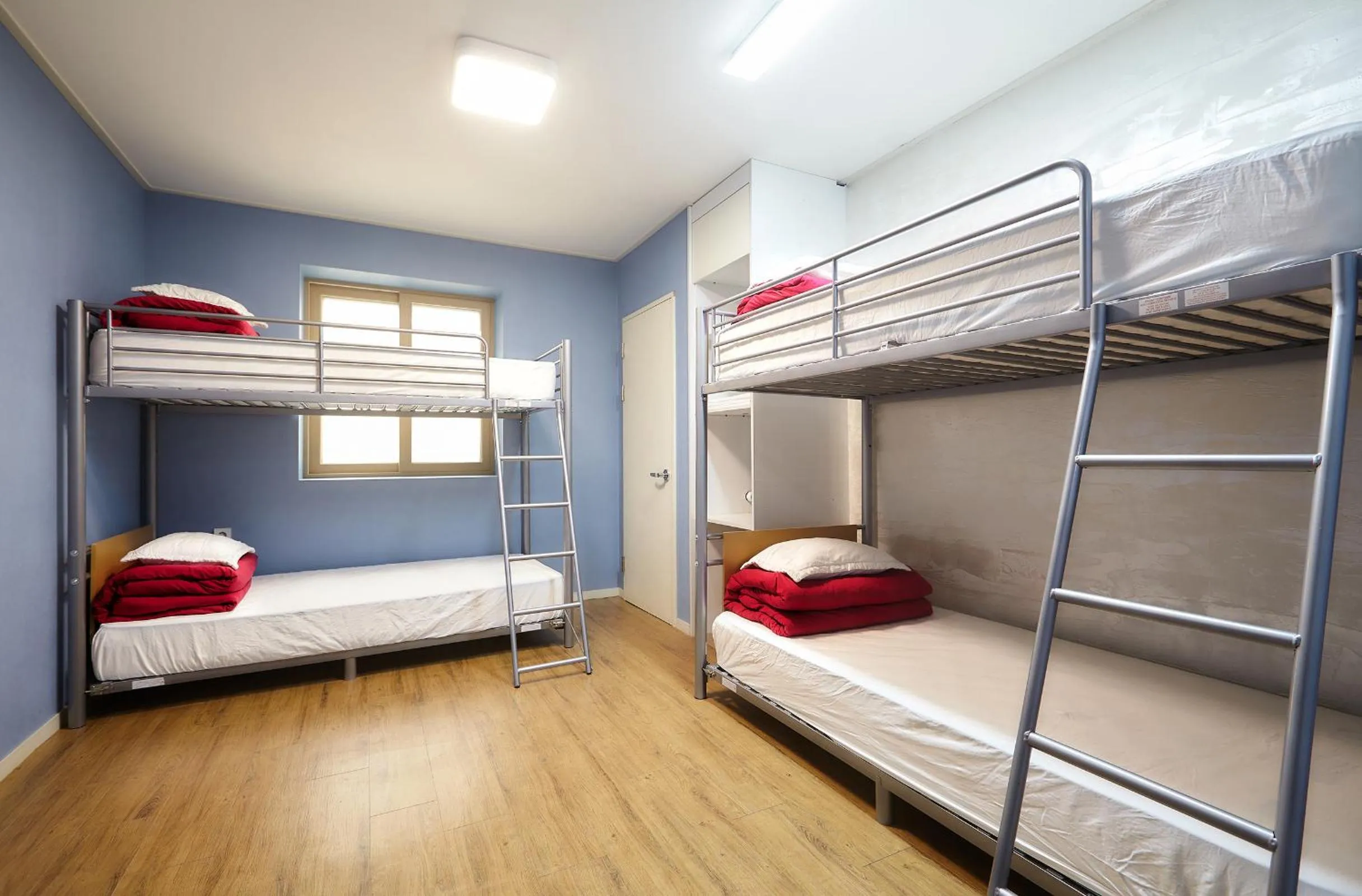 Bedroom, Bed in Red Guesthouse