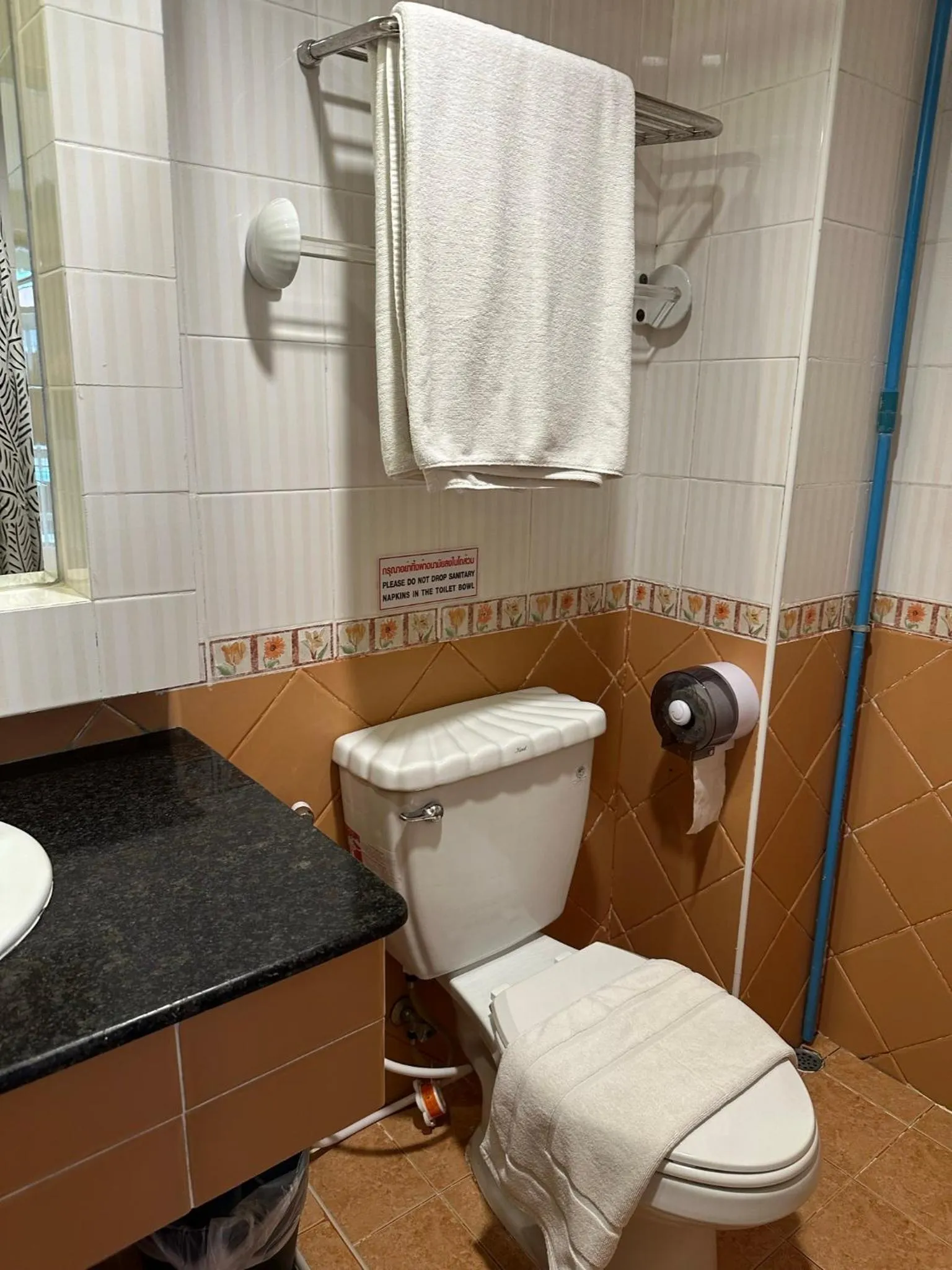 Bathroom in Nid Huahin Hotel