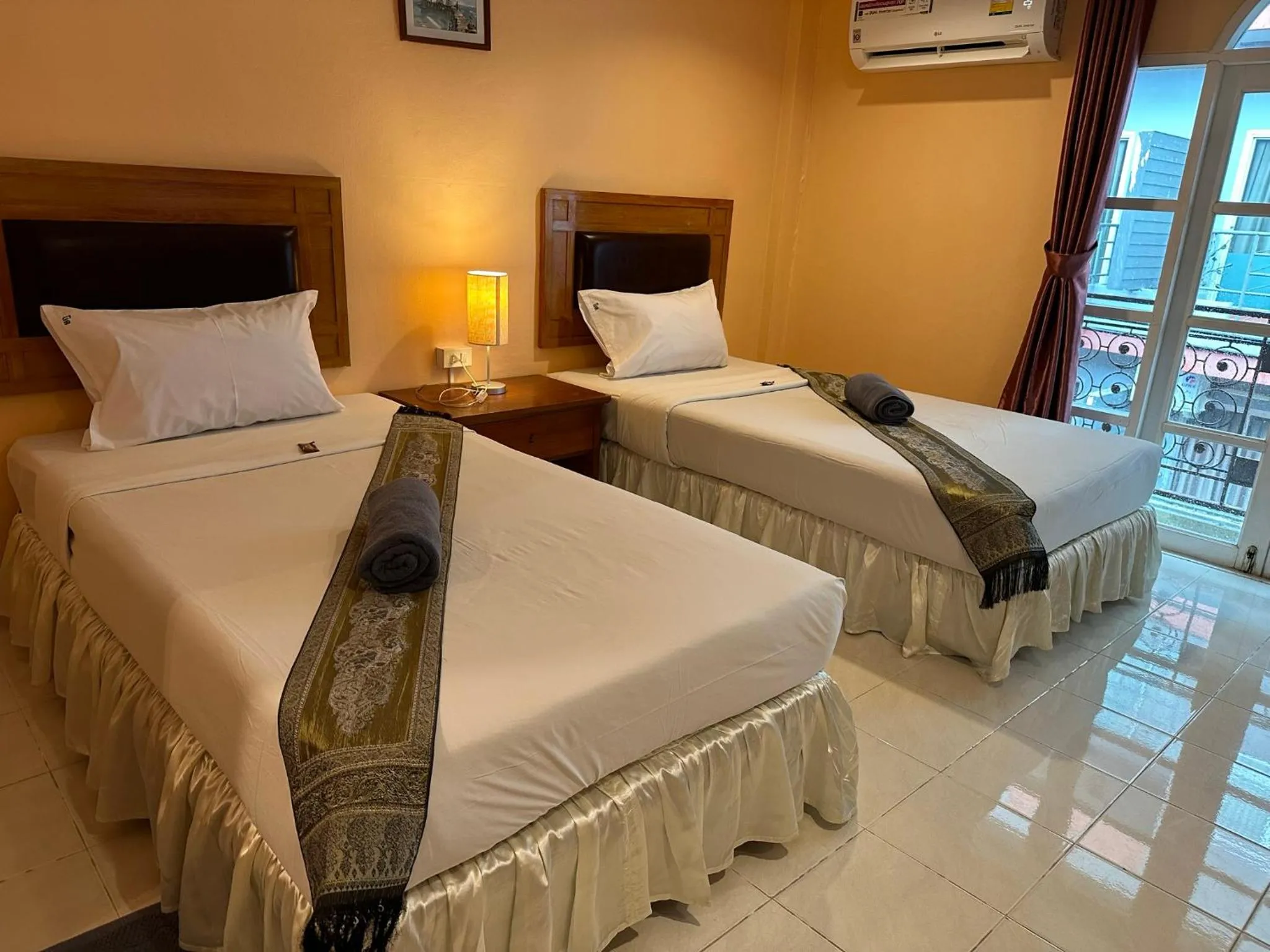 Bed in Nid Huahin Hotel