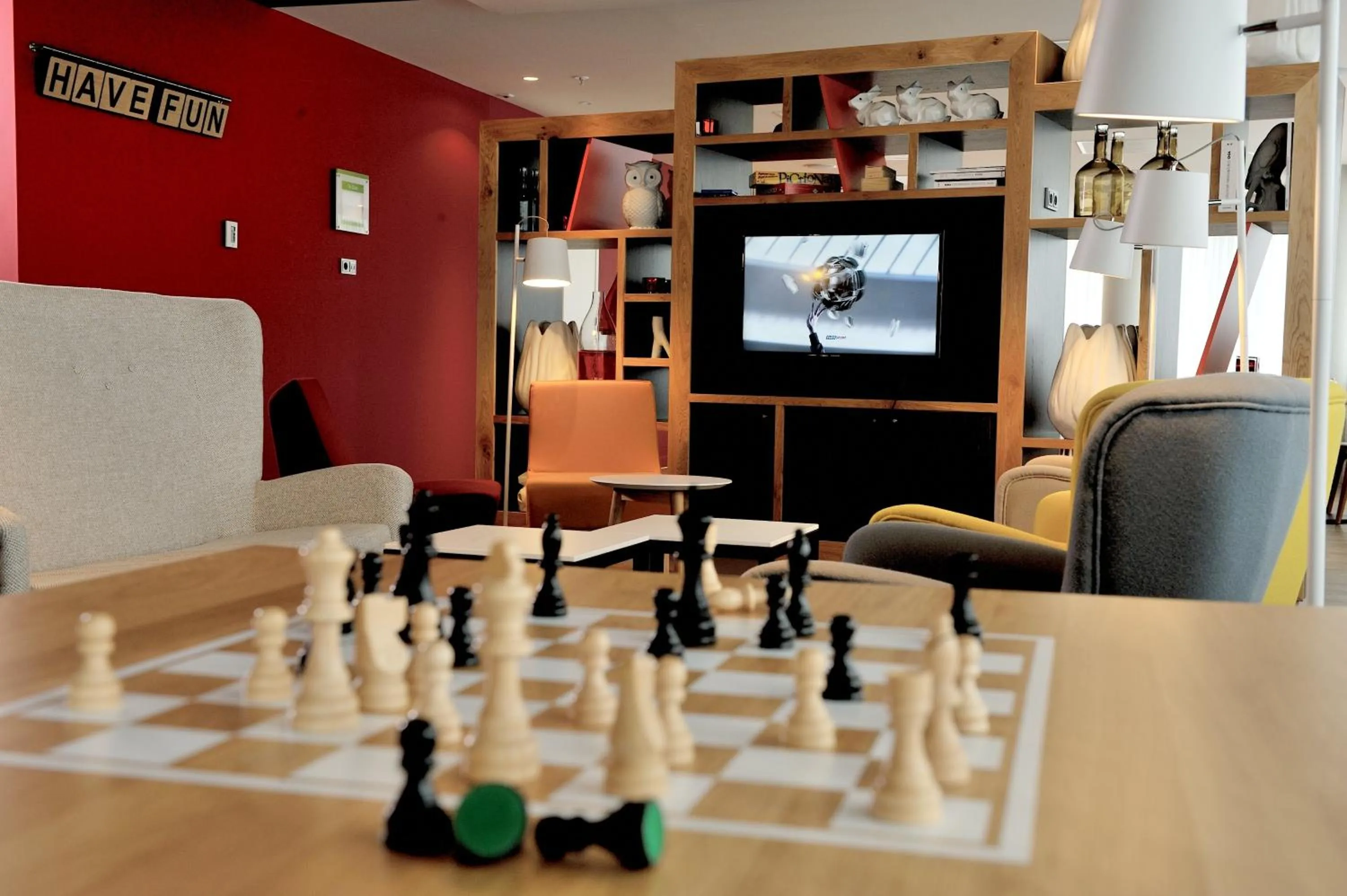 Game Room in Holiday Inn Amsterdam - Arena Towers by IHG