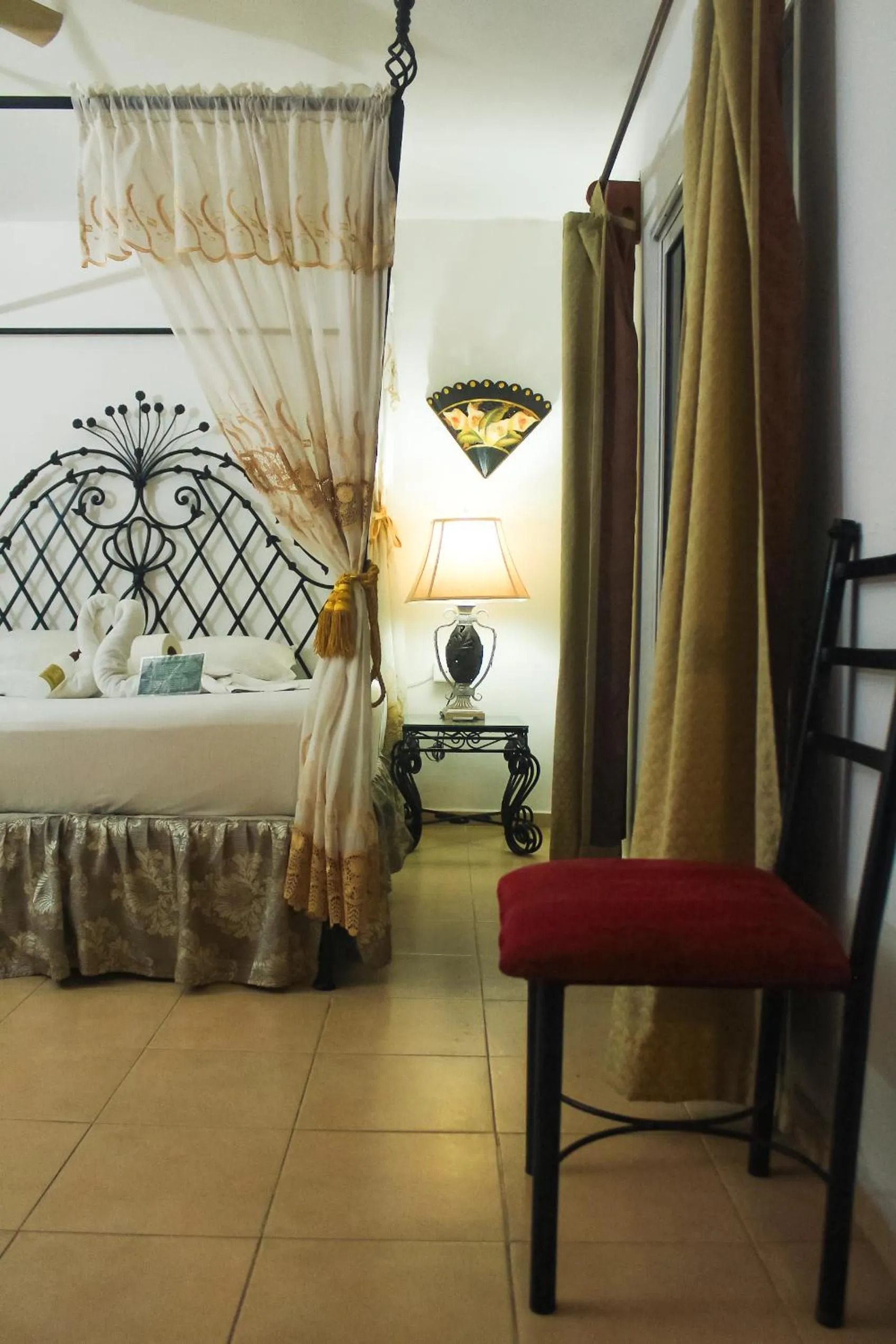 Bed in Palacio Canton Hotel - Valladolid