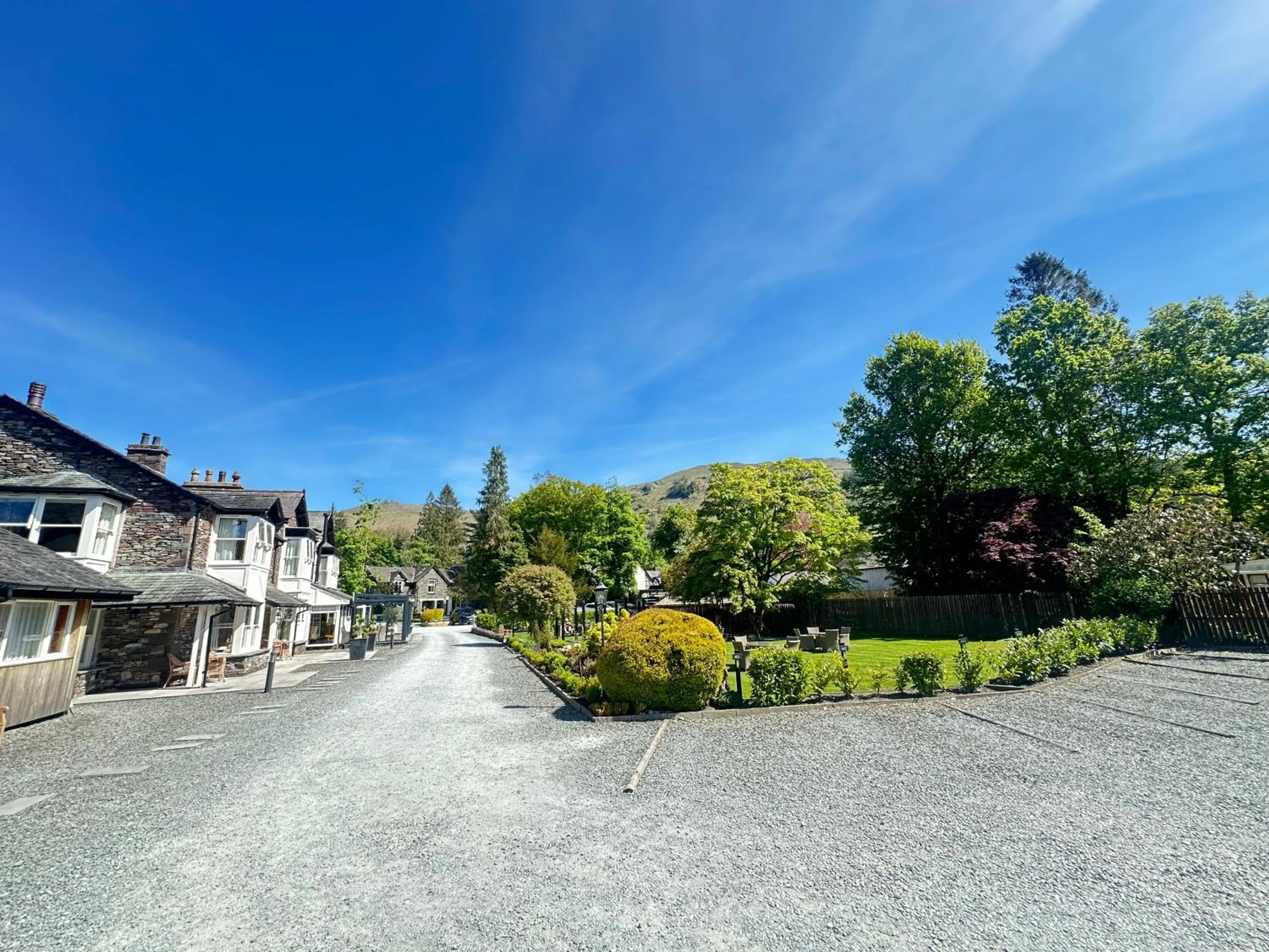 Bridge House Hotel & Silver Howe View Cottage