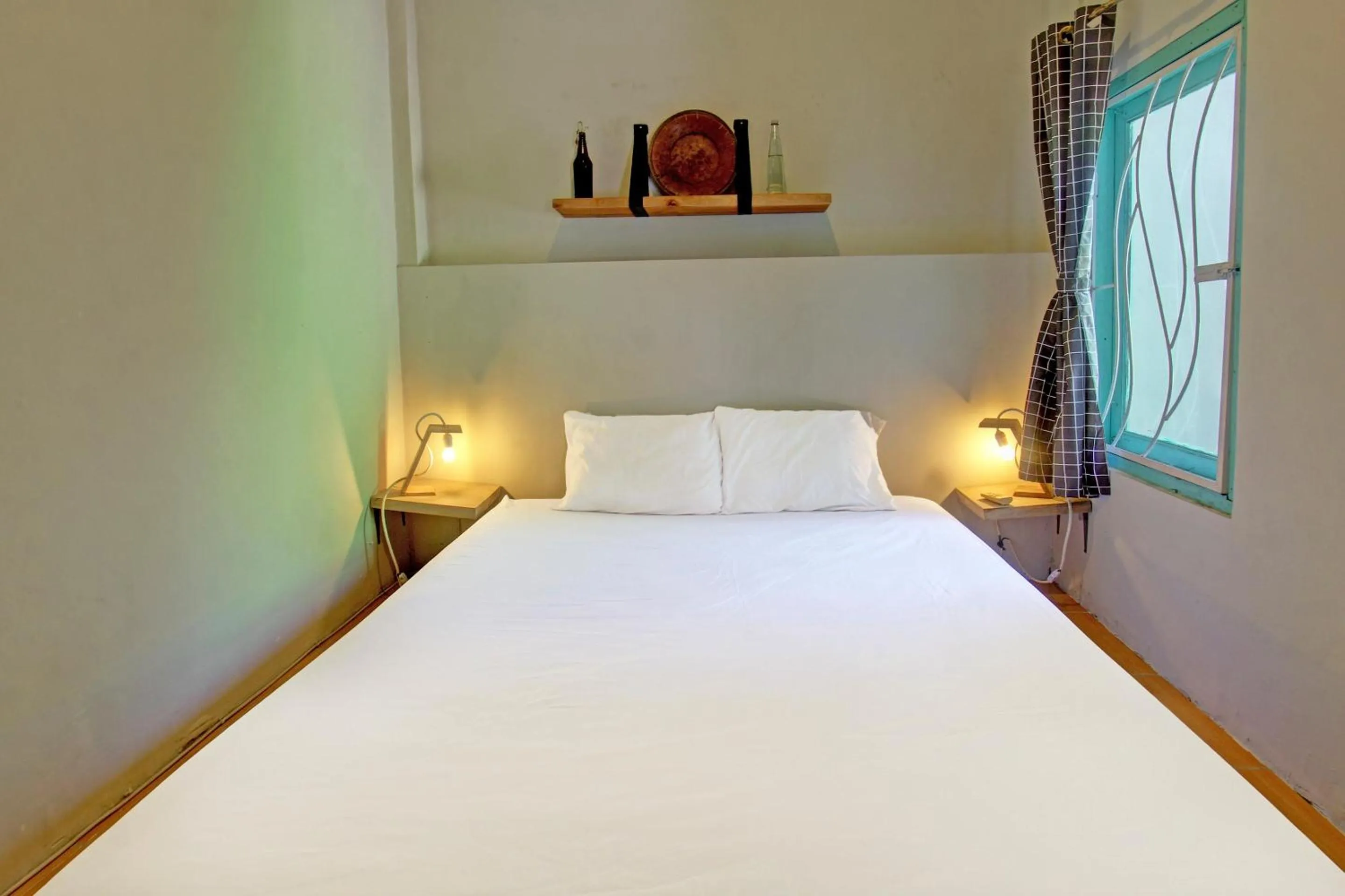 Bedroom, Bed in OYO 92825 Kamar Lombok