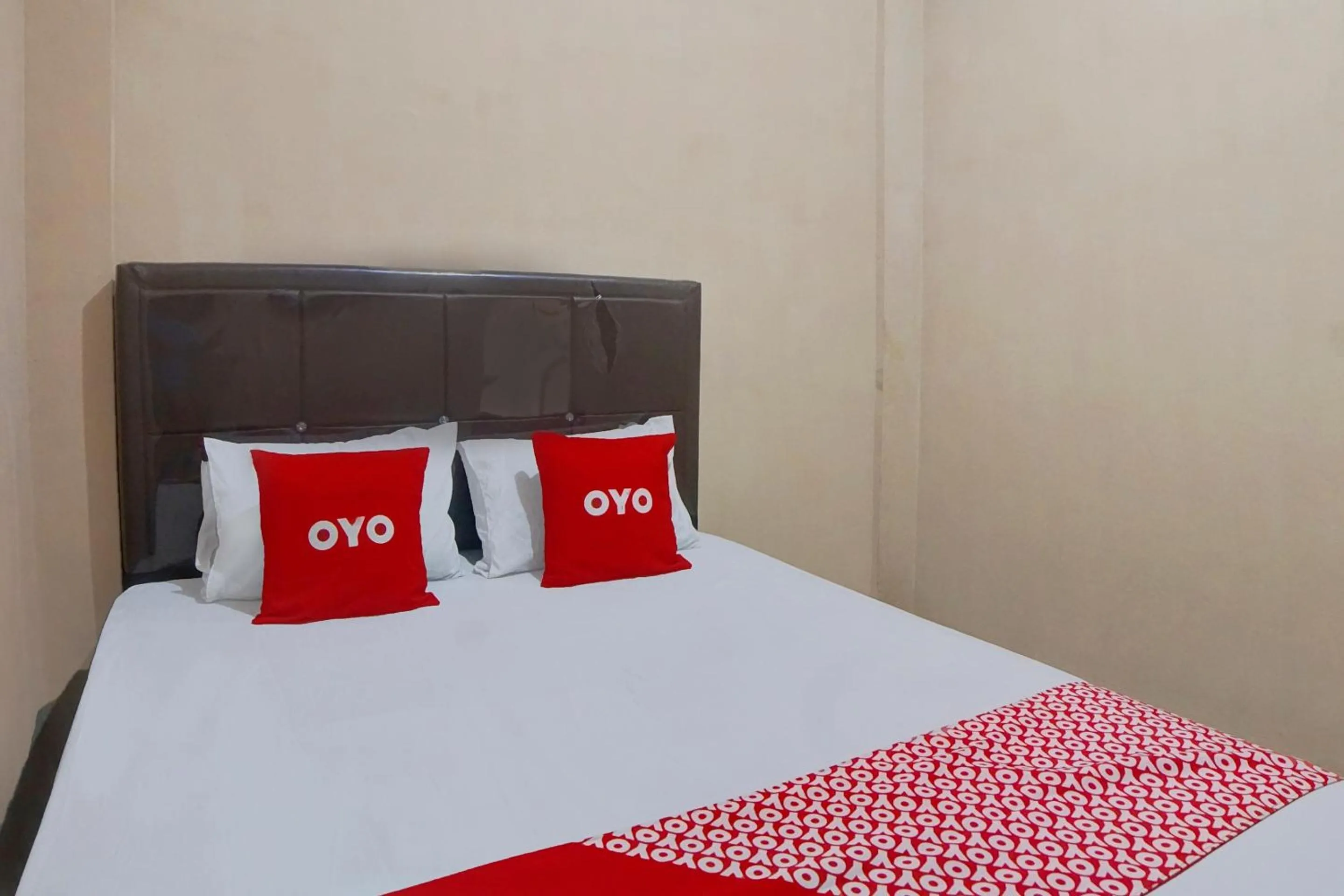 Bedroom, Bed in Hotel O Penginapan Syariah Faster Inn