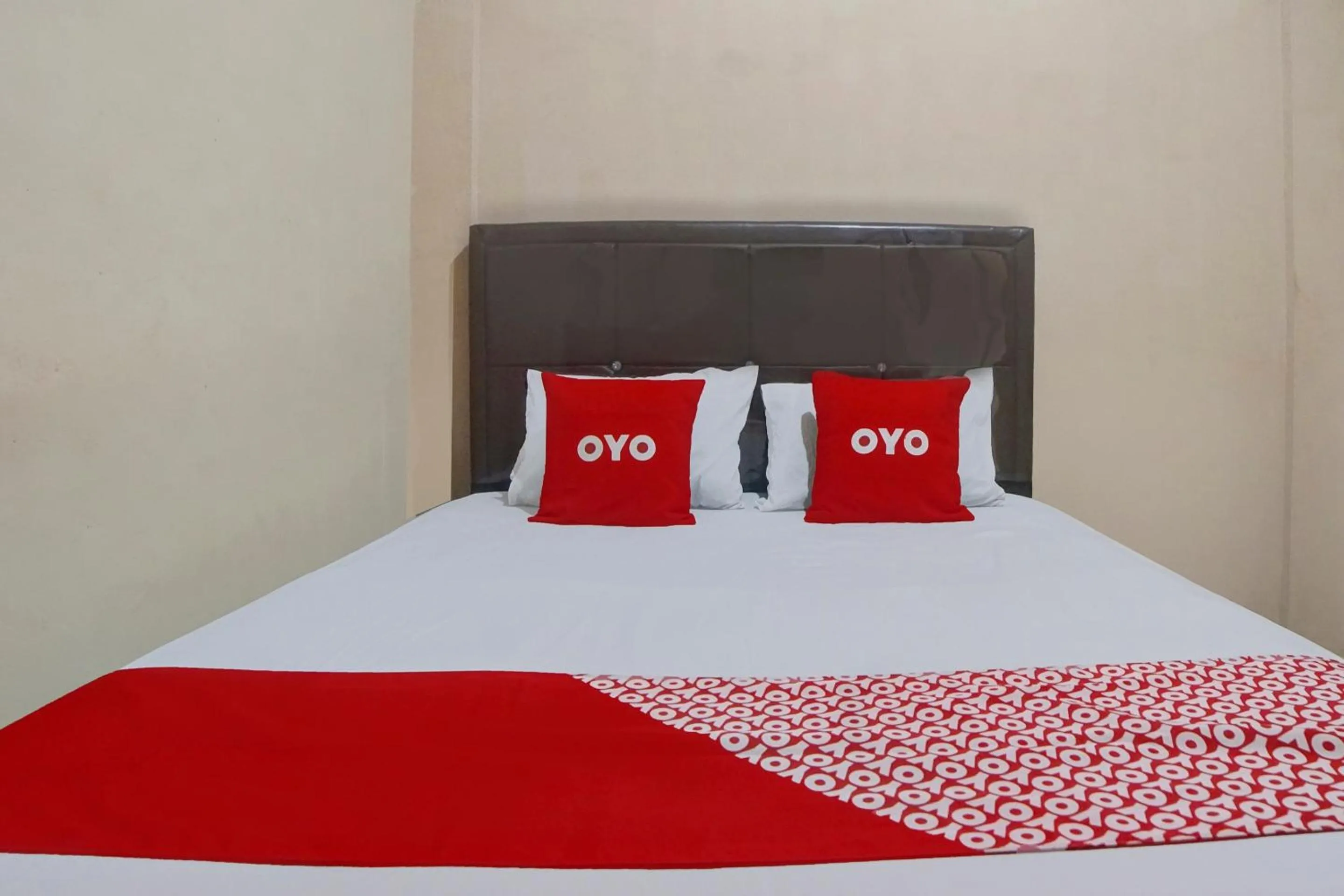 Bedroom, Bed in Hotel O Penginapan Syariah Faster Inn