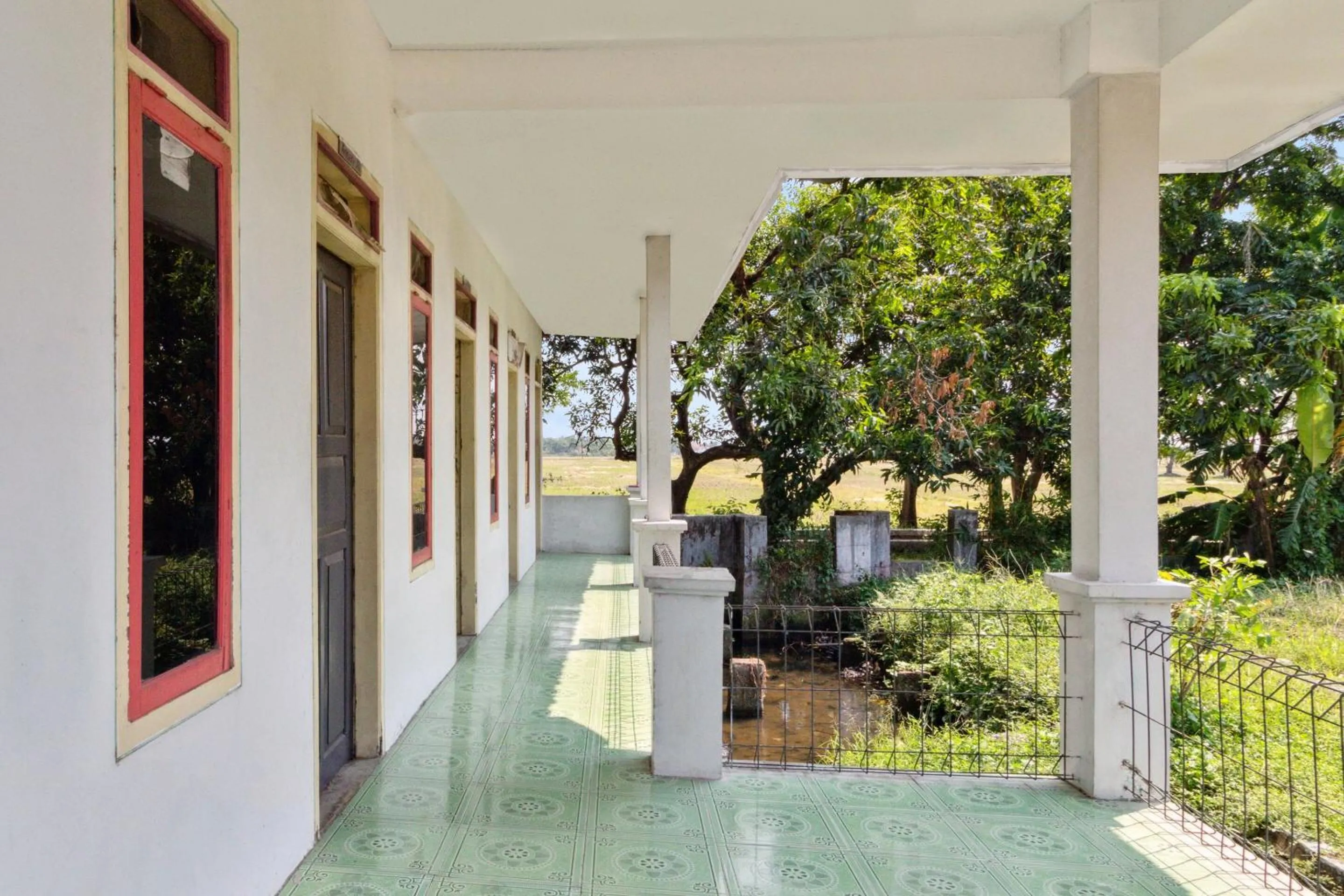 Lobby or reception in Hotel O Al Mahira Syariah
