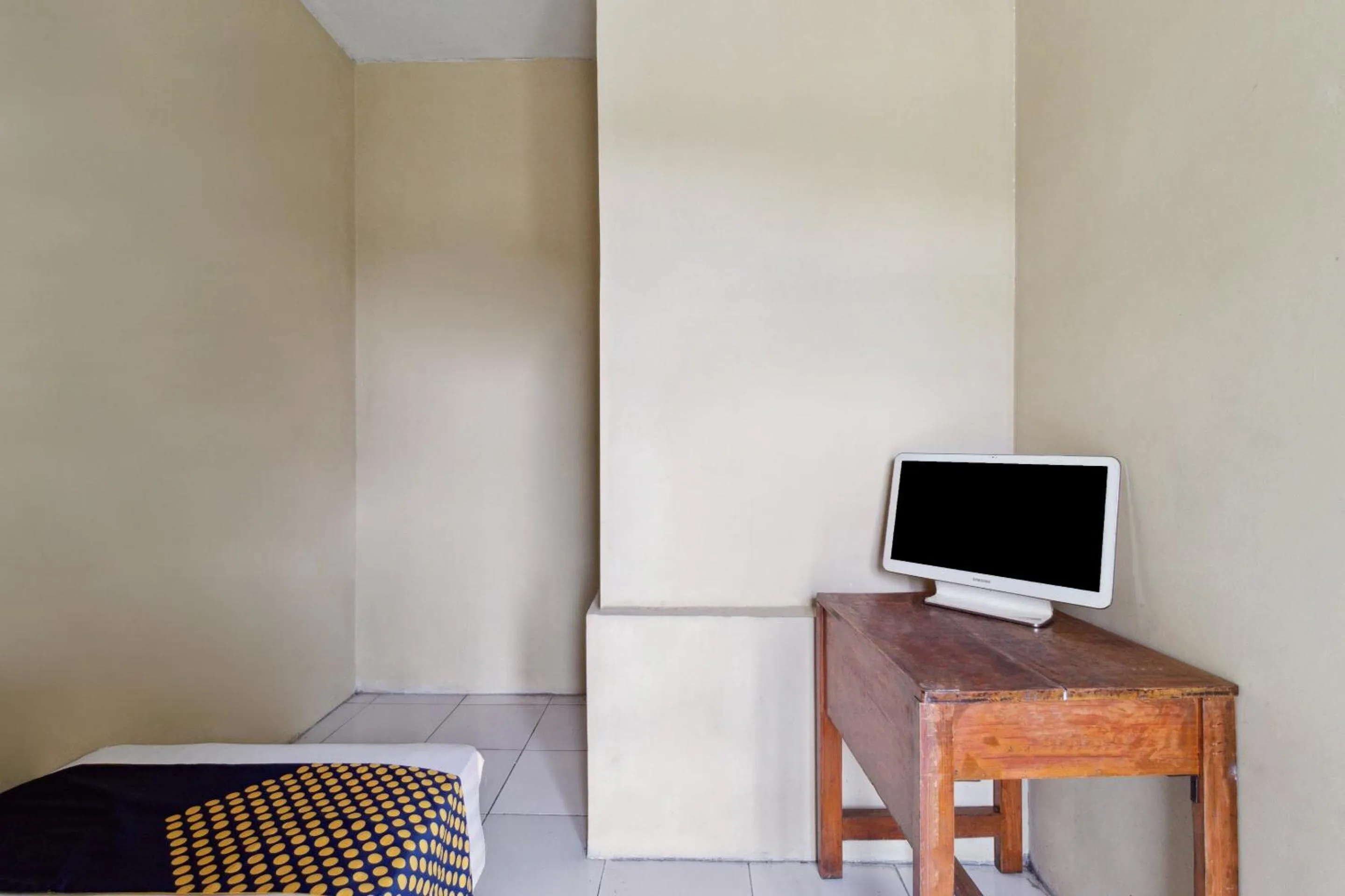 Bedroom in Hotel O Al Mahira Syariah