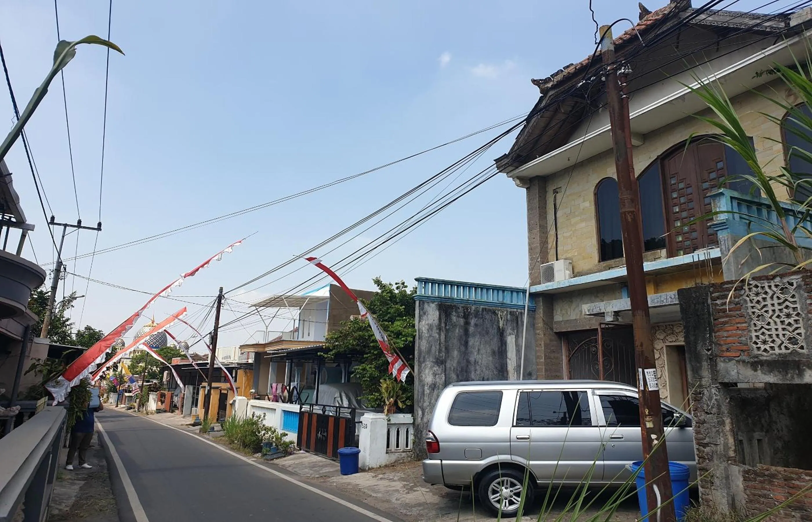 Facade/entrance in OYO Life 92842 Homestay Balearjosari