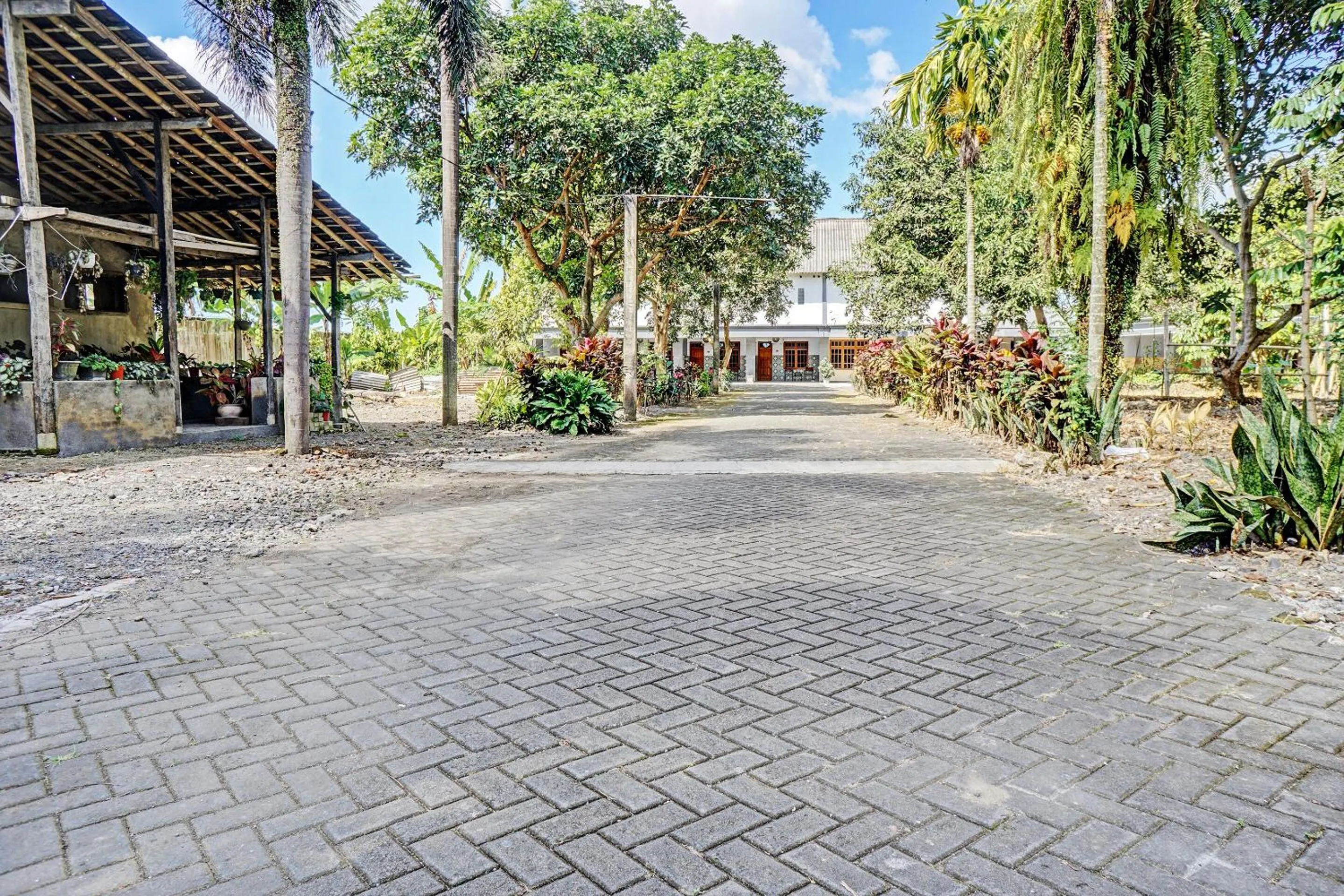 Lobby or reception in Hotel O Nusantara