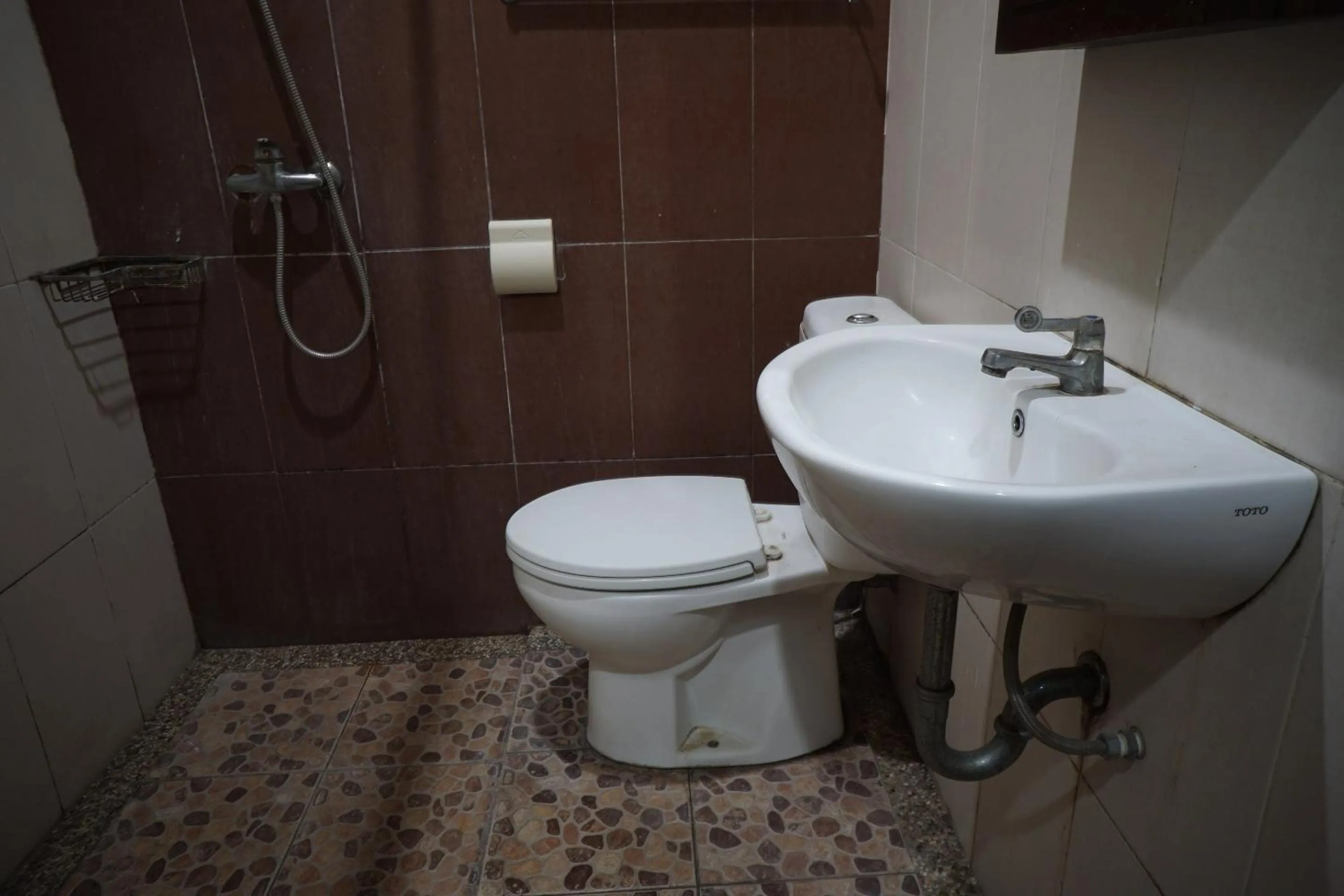 Bathroom in OYO 92863 Hotel Blessing