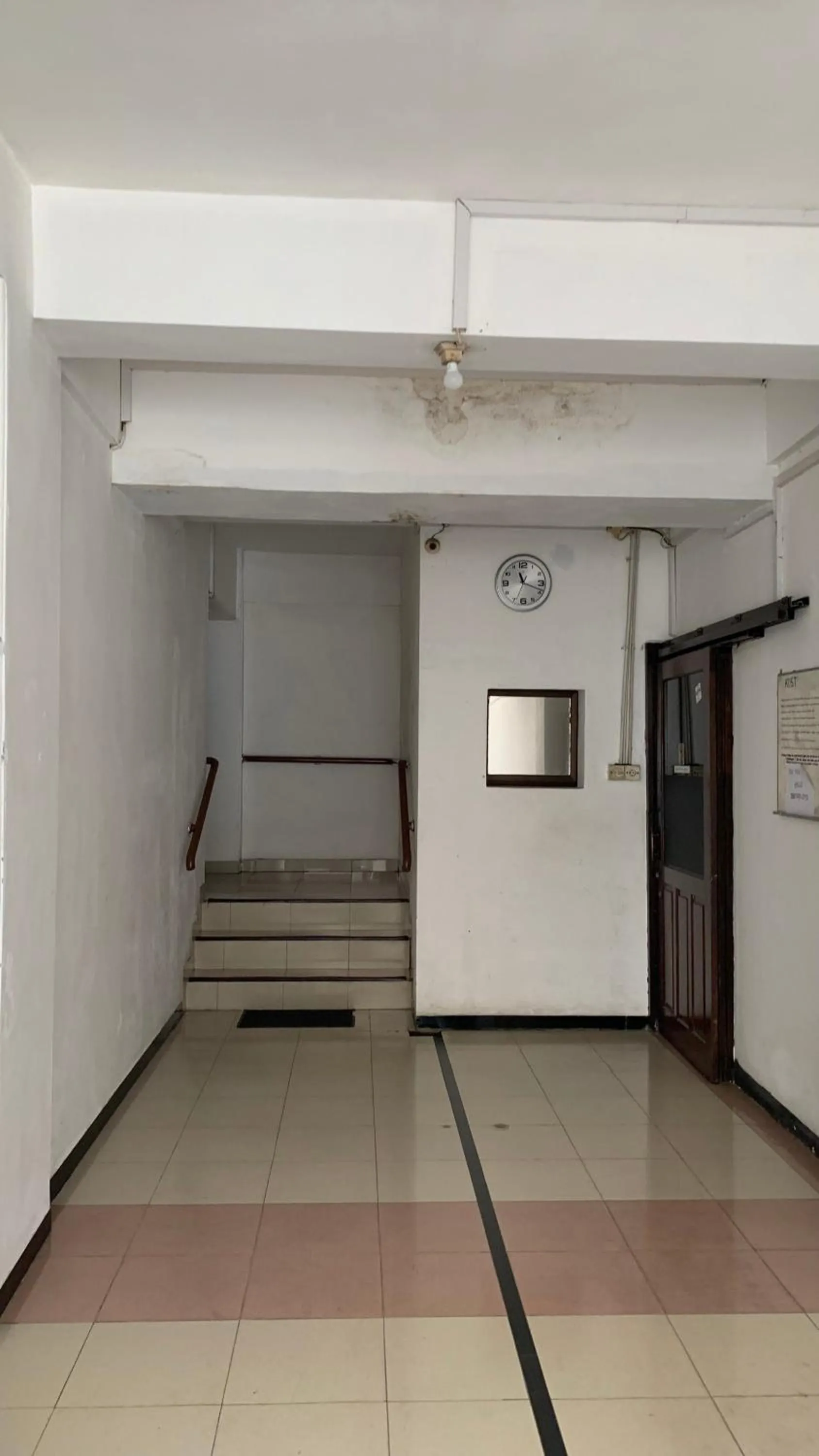 Lobby or reception in Hotel O Guest House Pandita