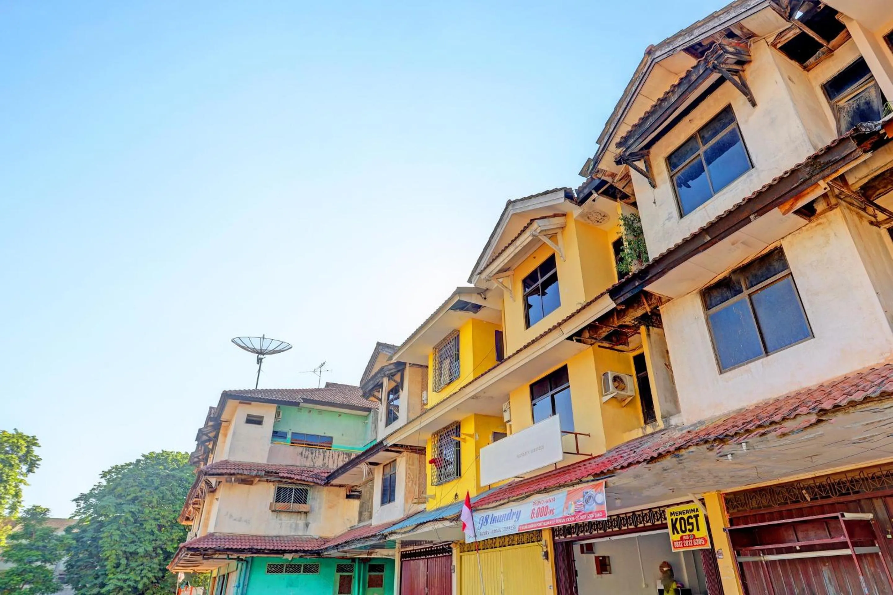 Facade/entrance in Hotel O Pelita StayNearAnugrah Sinar Lautan