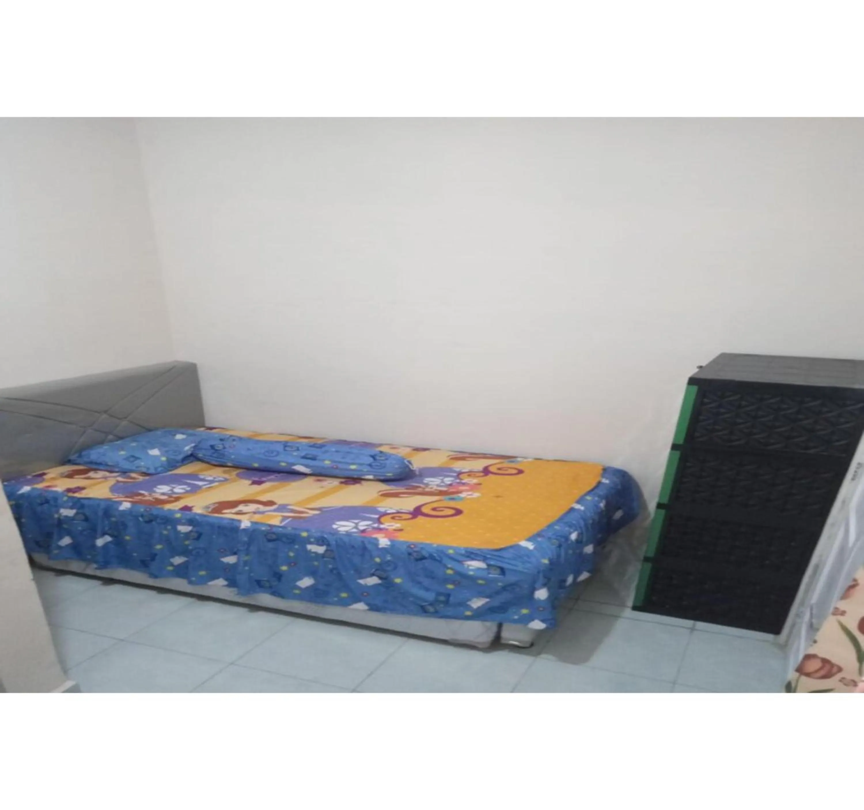 Bedroom, Bed in Hotel O Nany Ayahanda Syariah