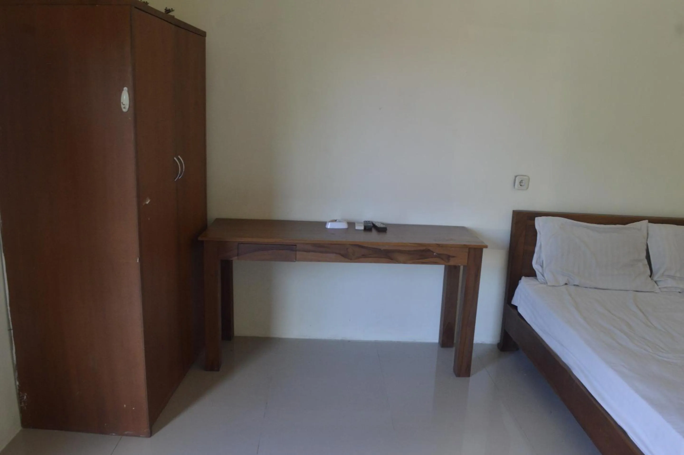 Bedroom, Bed in OYO 92880 Wisma Nusantara