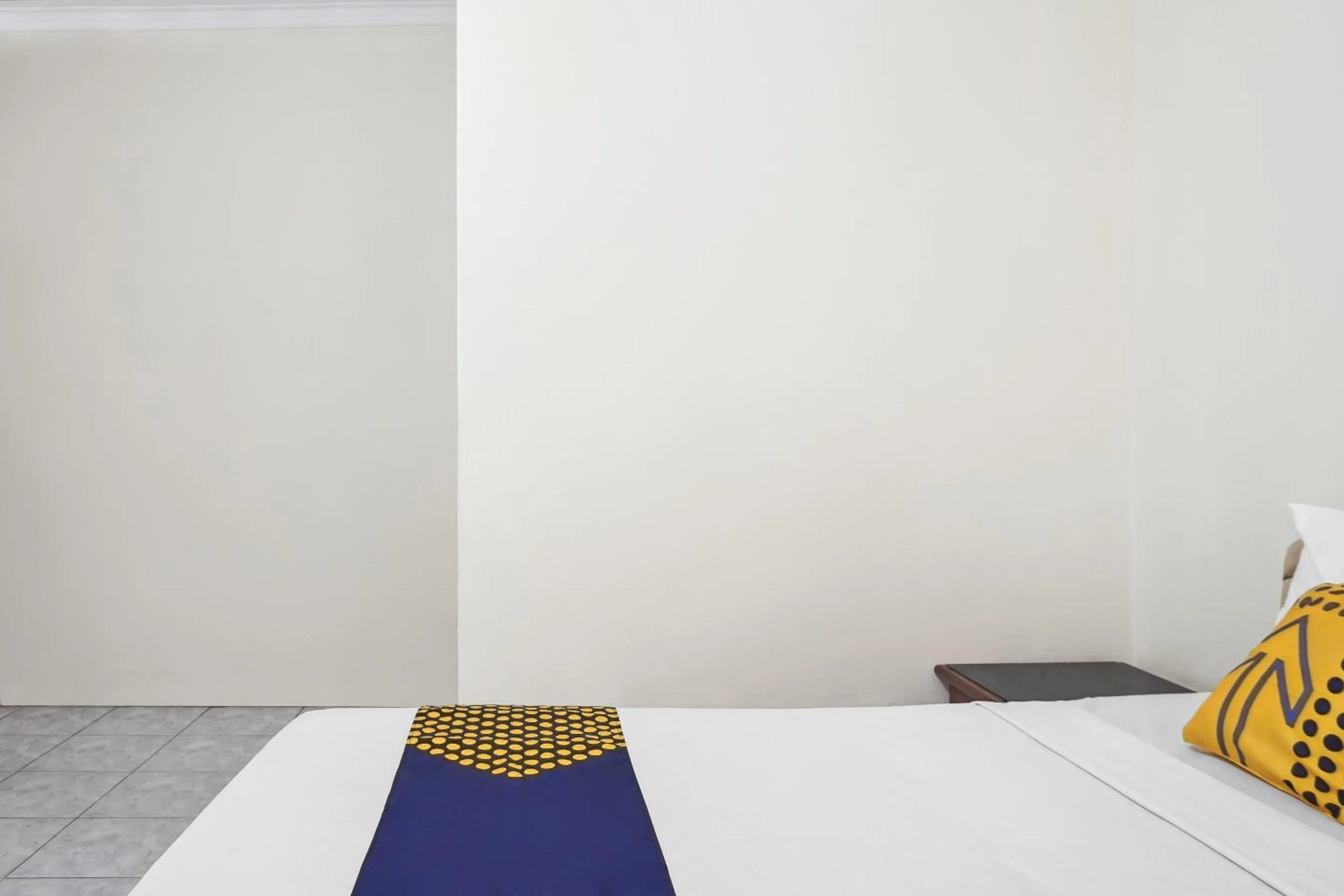 Bedroom, Bed in Hotel O Losmen Bahalap Syariah MarabahanNearSiring Marabahan (Ulek Barito)