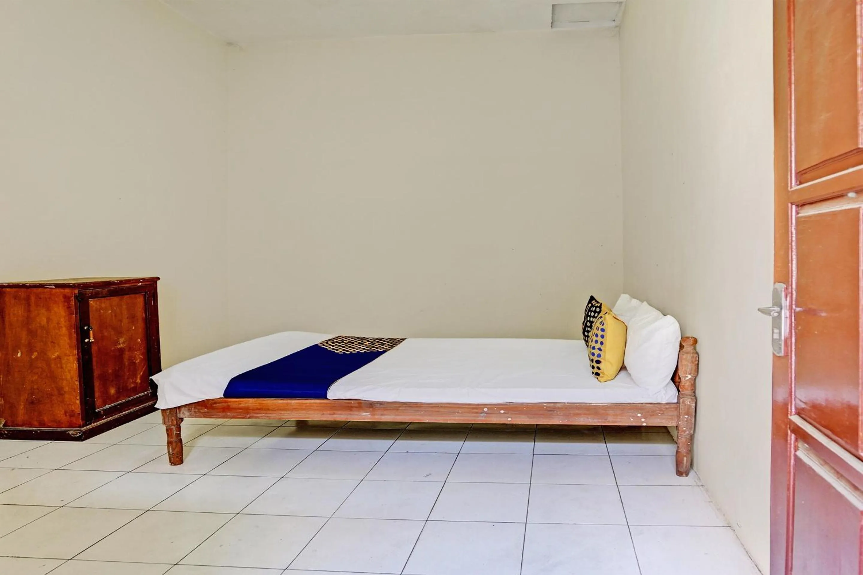 Bedroom, Bed in Hotel O Sunyoto Homestay Syariah