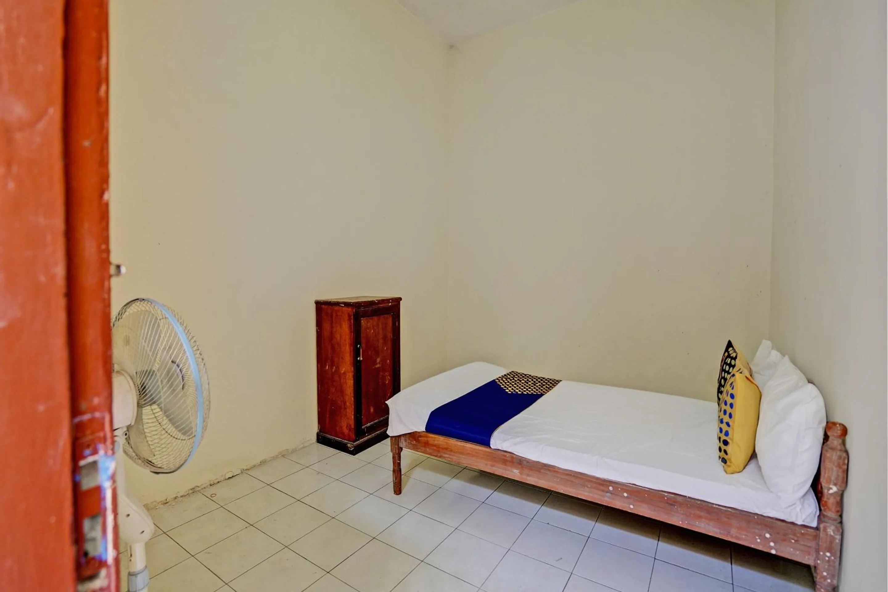 Bedroom, Bed in Hotel O Sunyoto Homestay Syariah