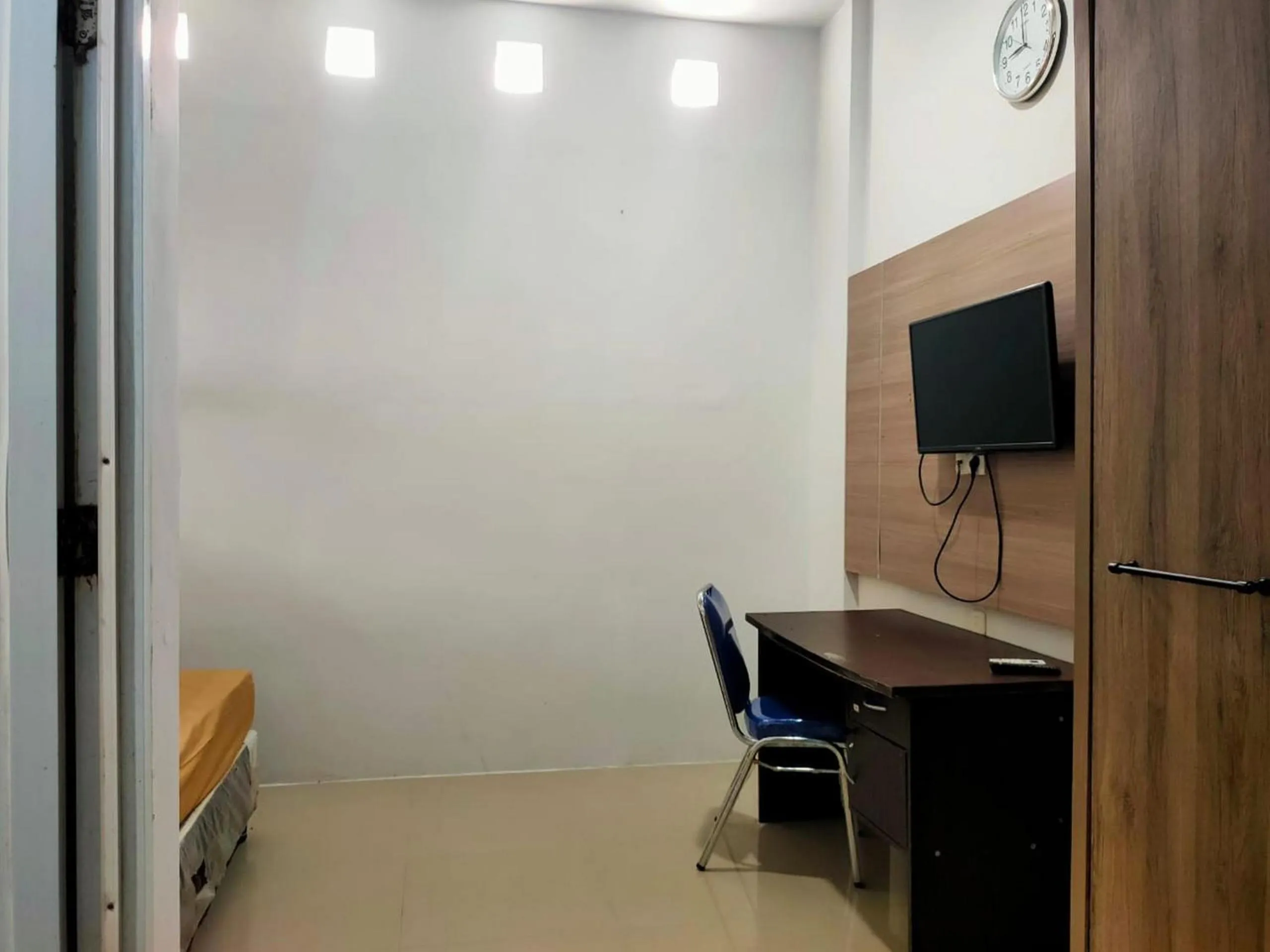 Bedroom in Hotel O Kost 3 Kelor Syariah