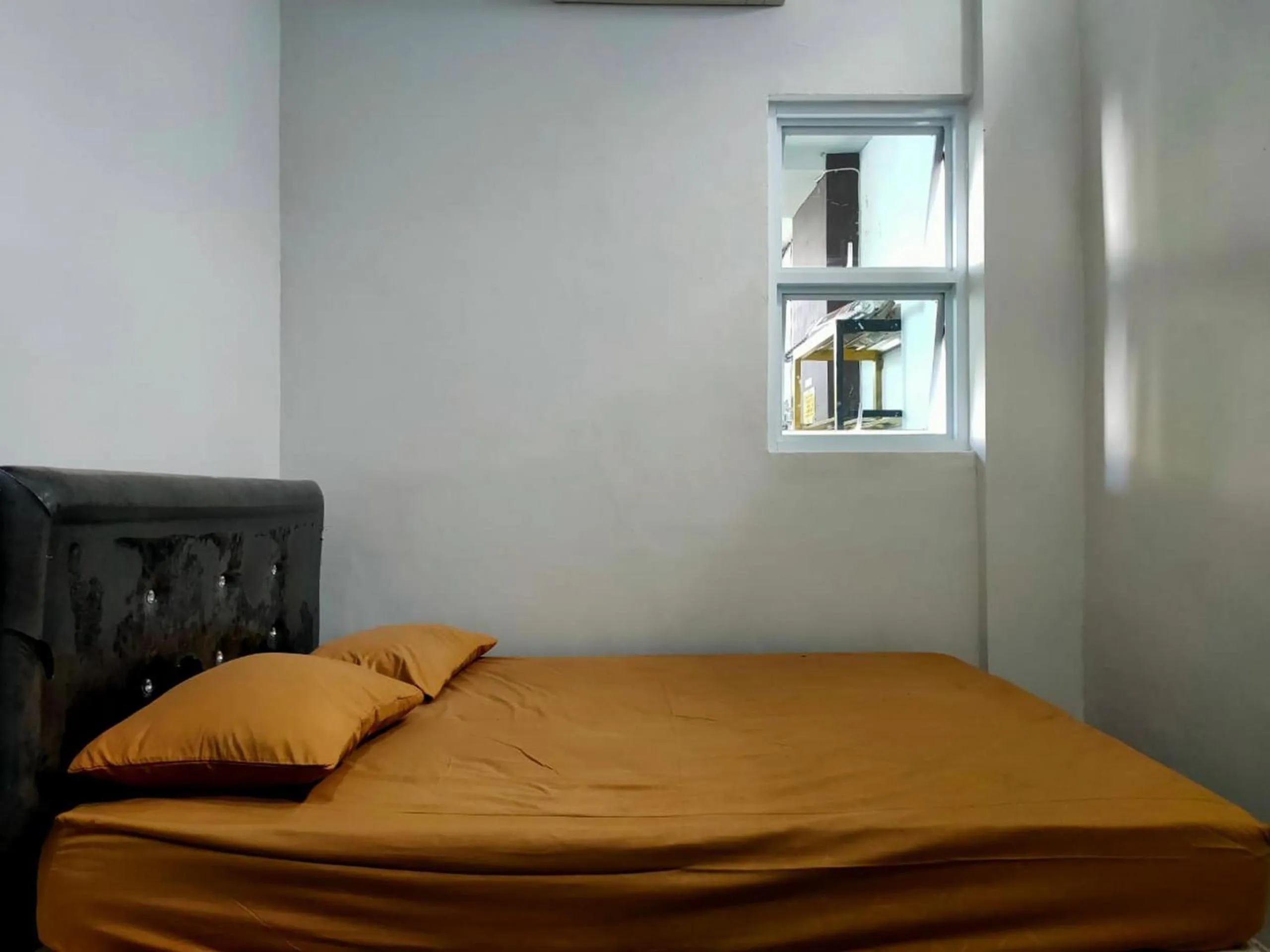 Bedroom, Bed in Hotel O Kost 3 Kelor Syariah