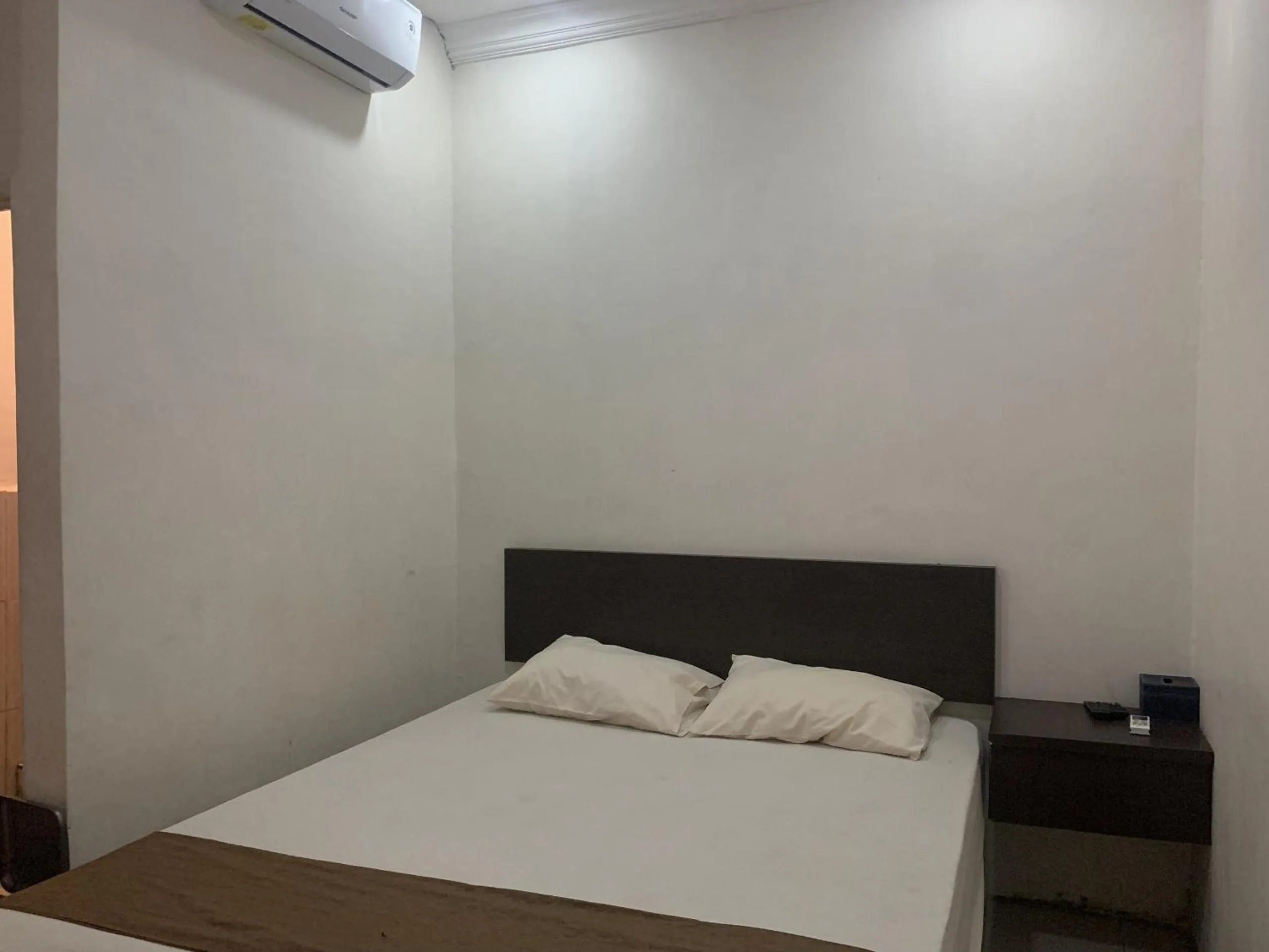 Bedroom, Bed in Hotel O Penginapan Laota Syariah Near Rumah Sakit Islam Faisal Makassar
